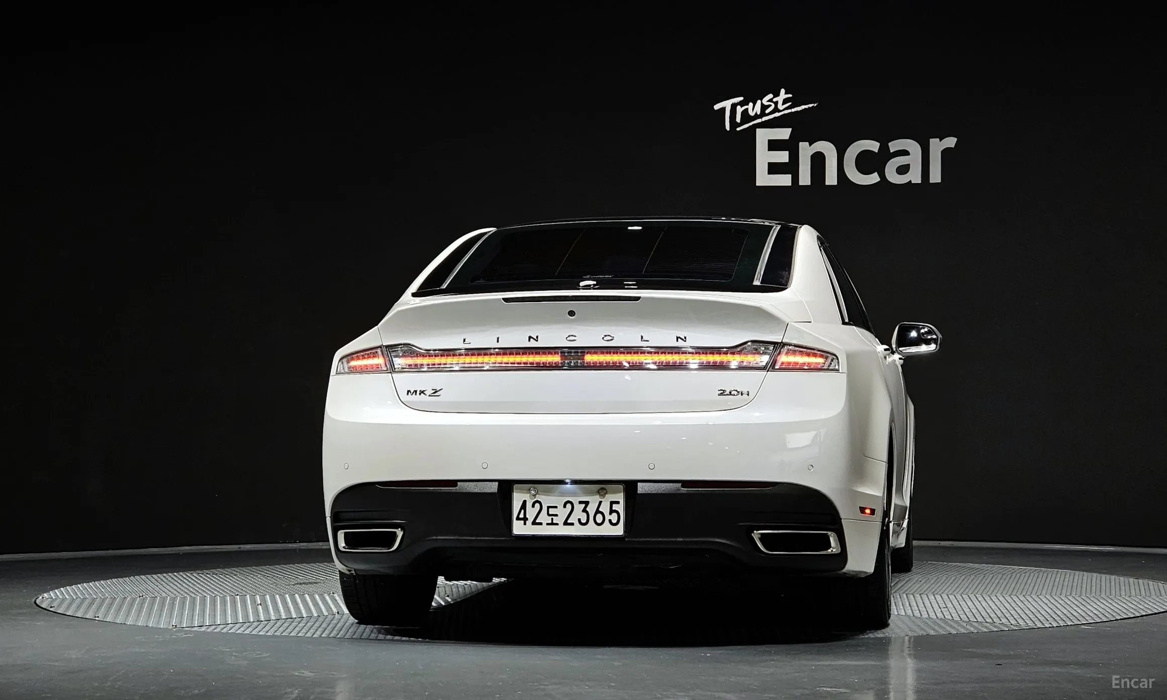Lincoln New MKZ превью 4