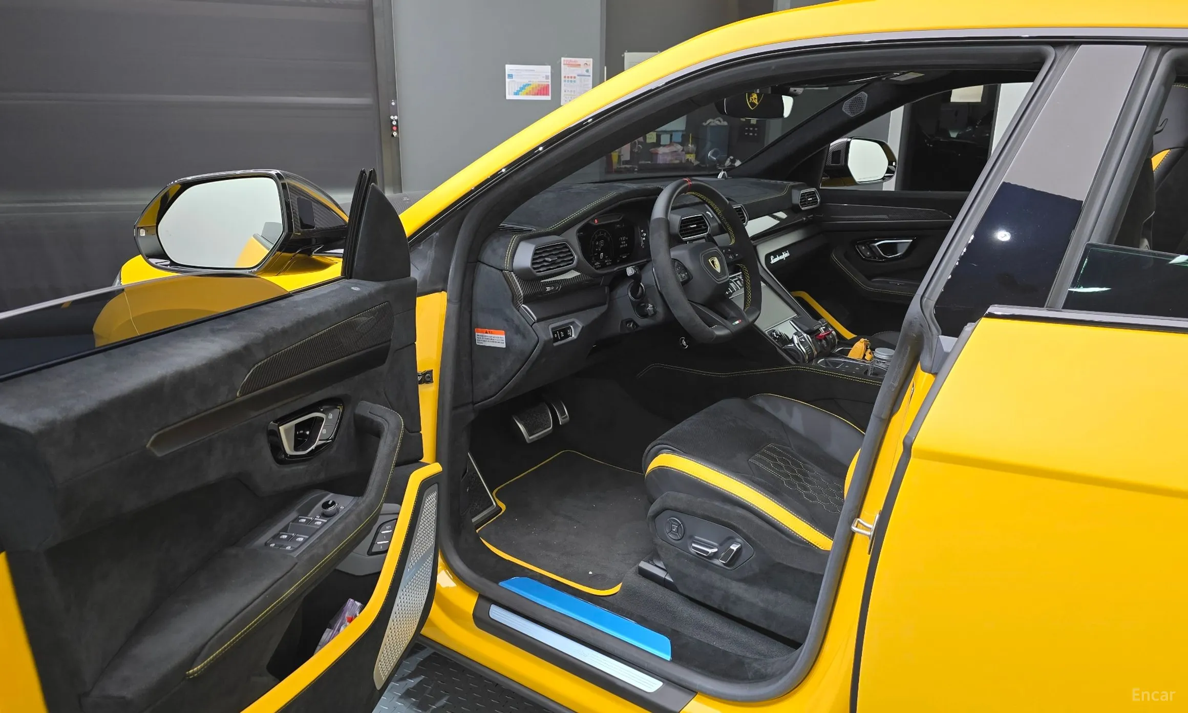 Lamborghini Urus превью 10