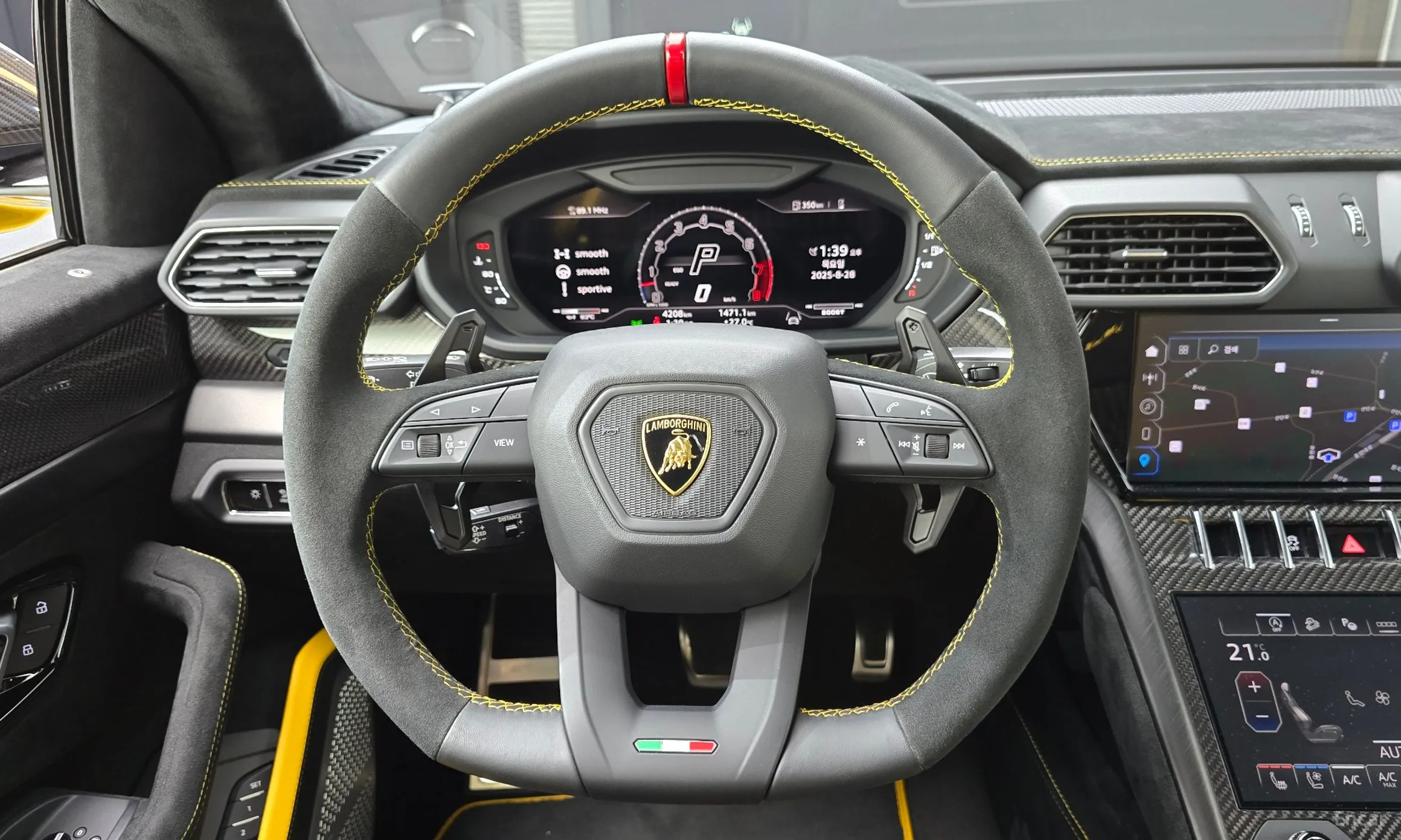 Lamborghini Urus превью 13