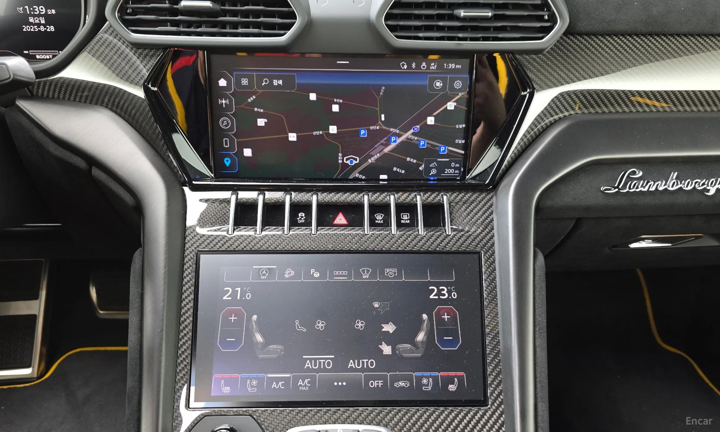 Lamborghini Urus превью 14