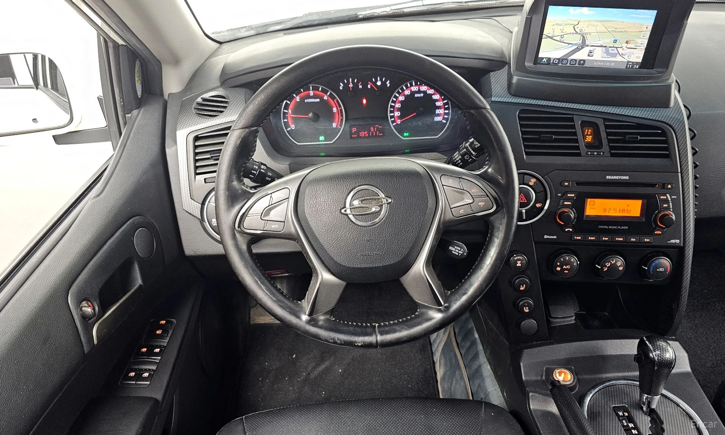 KG Mobility (SsangYong) Korando Sports превью 13