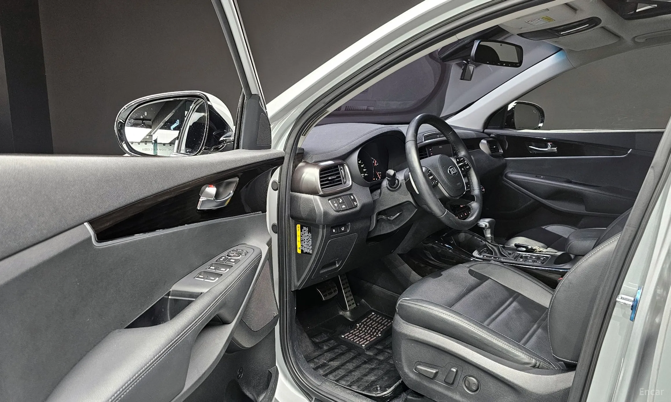 Kia Sorento превью 11