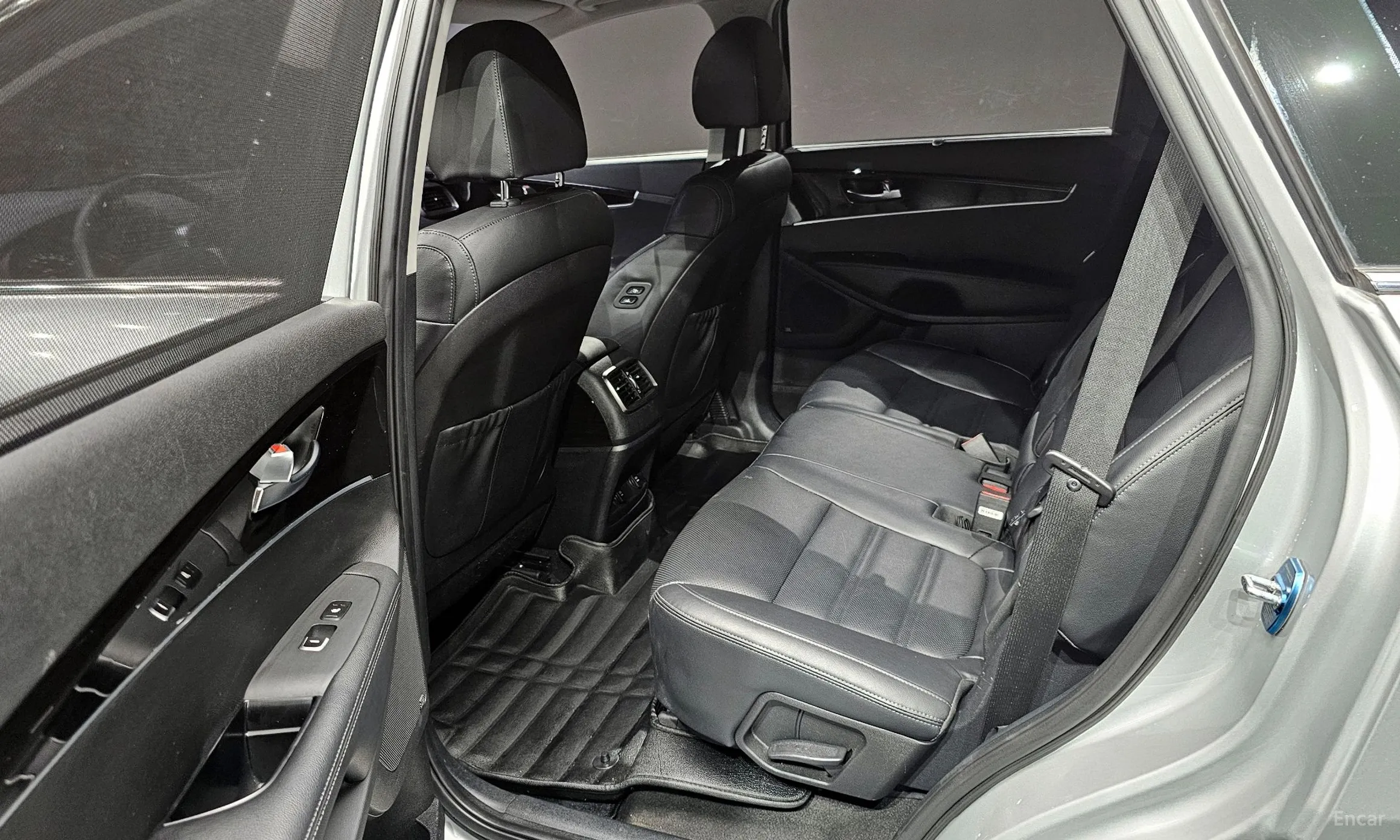 Kia Sorento превью 12