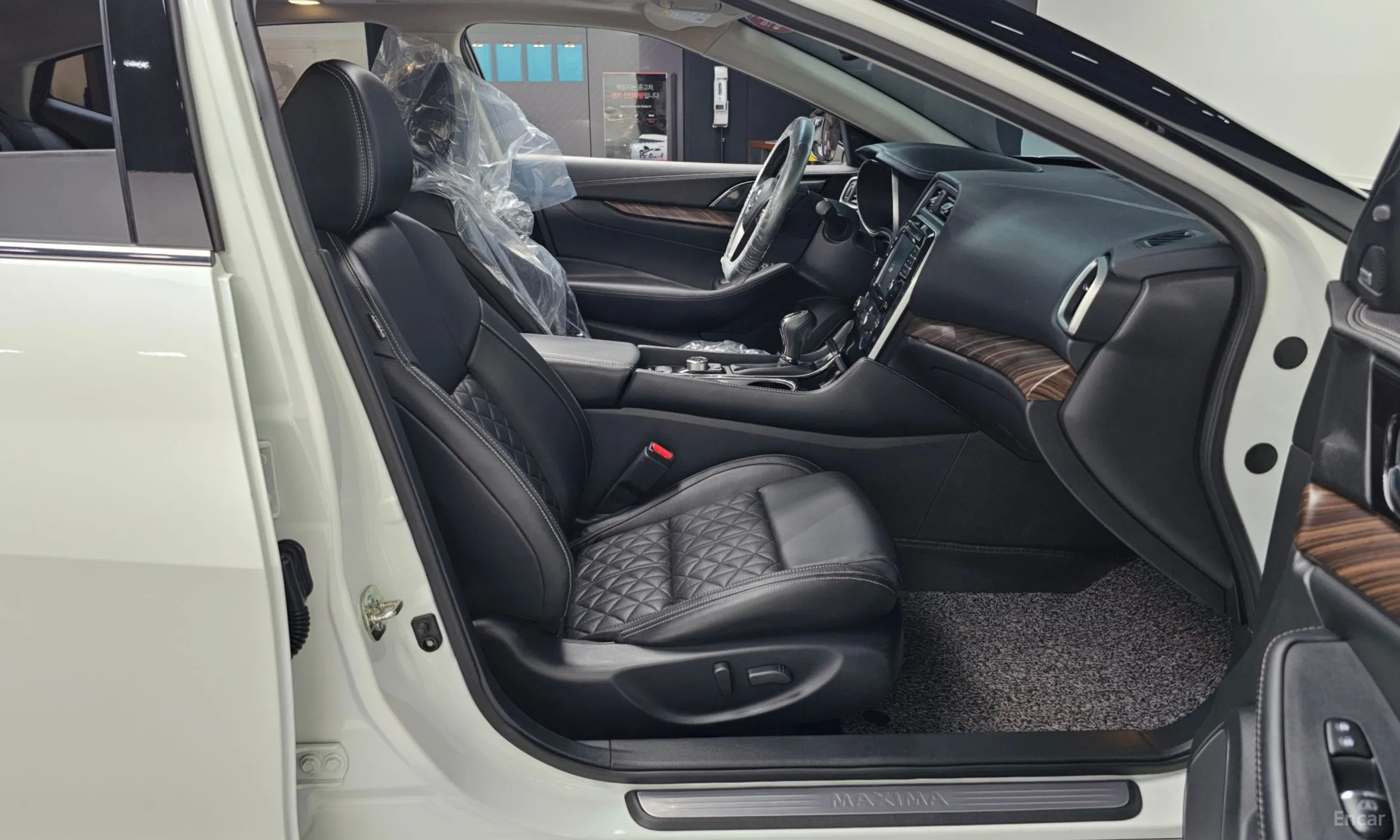 Nissan Maxima (A36) превью 11