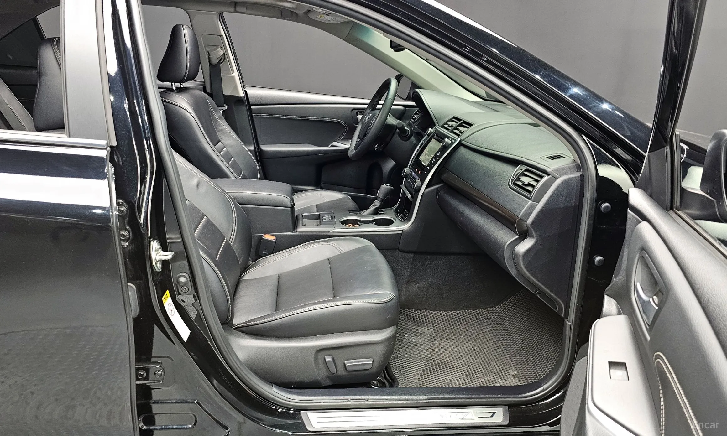 Toyota New Camry превью 11