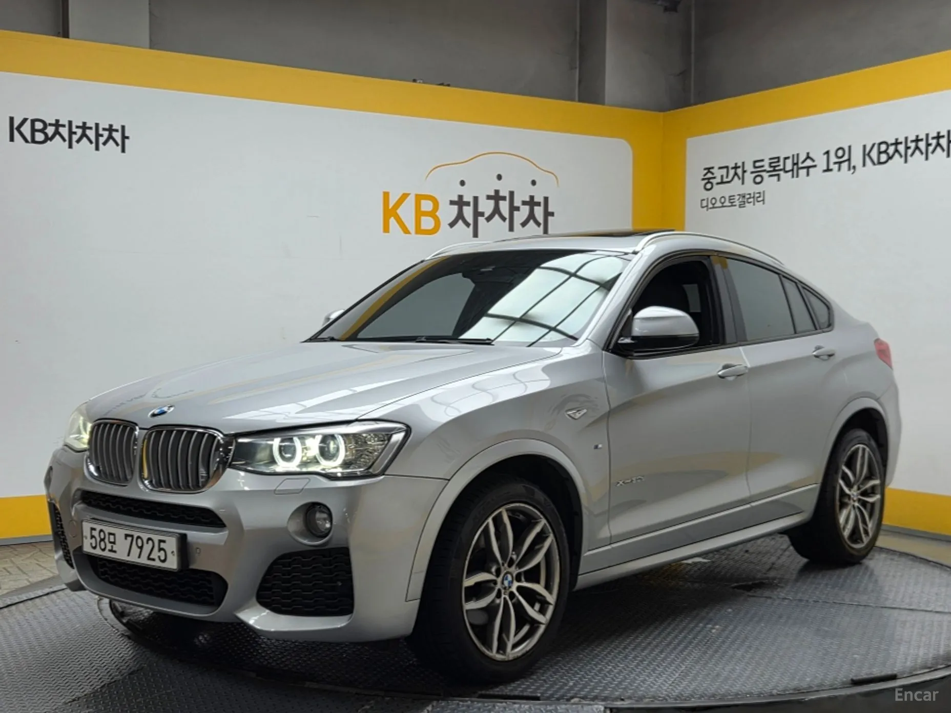 BMW X4 (F26) превью 3