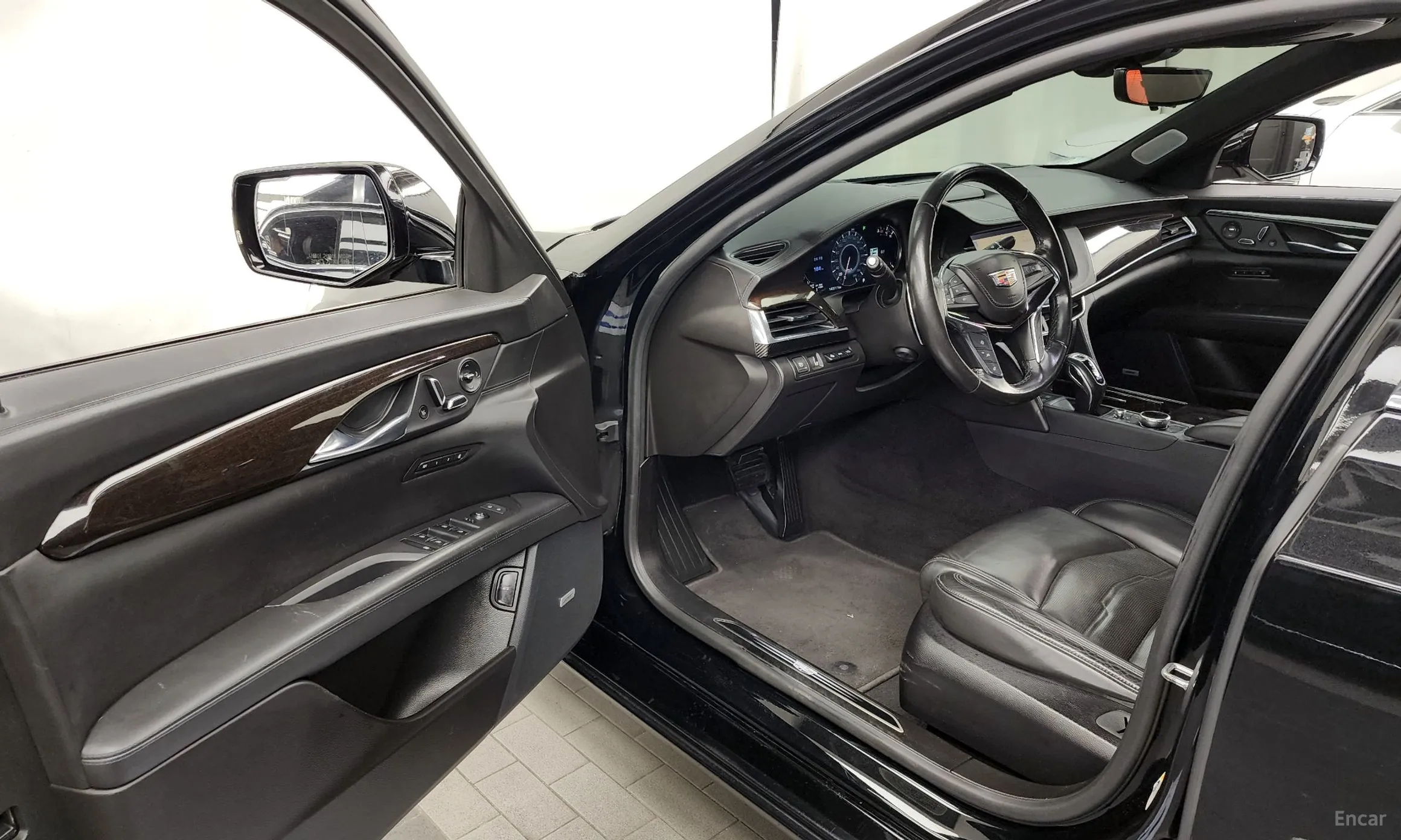 Cadillac CT6 превью 10