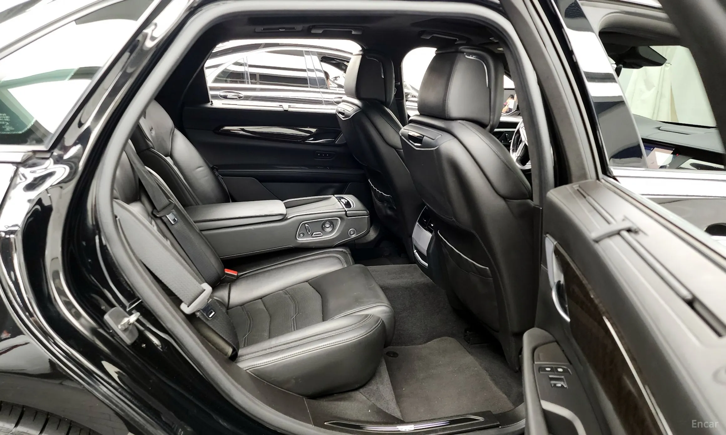 Cadillac CT6 превью 12