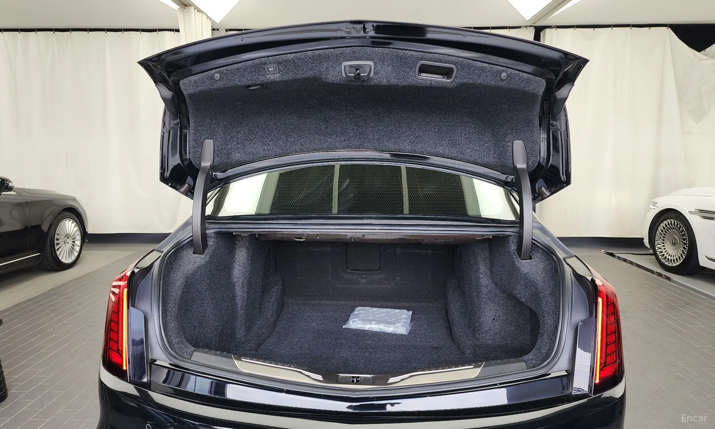 Cadillac CT6 превью 20