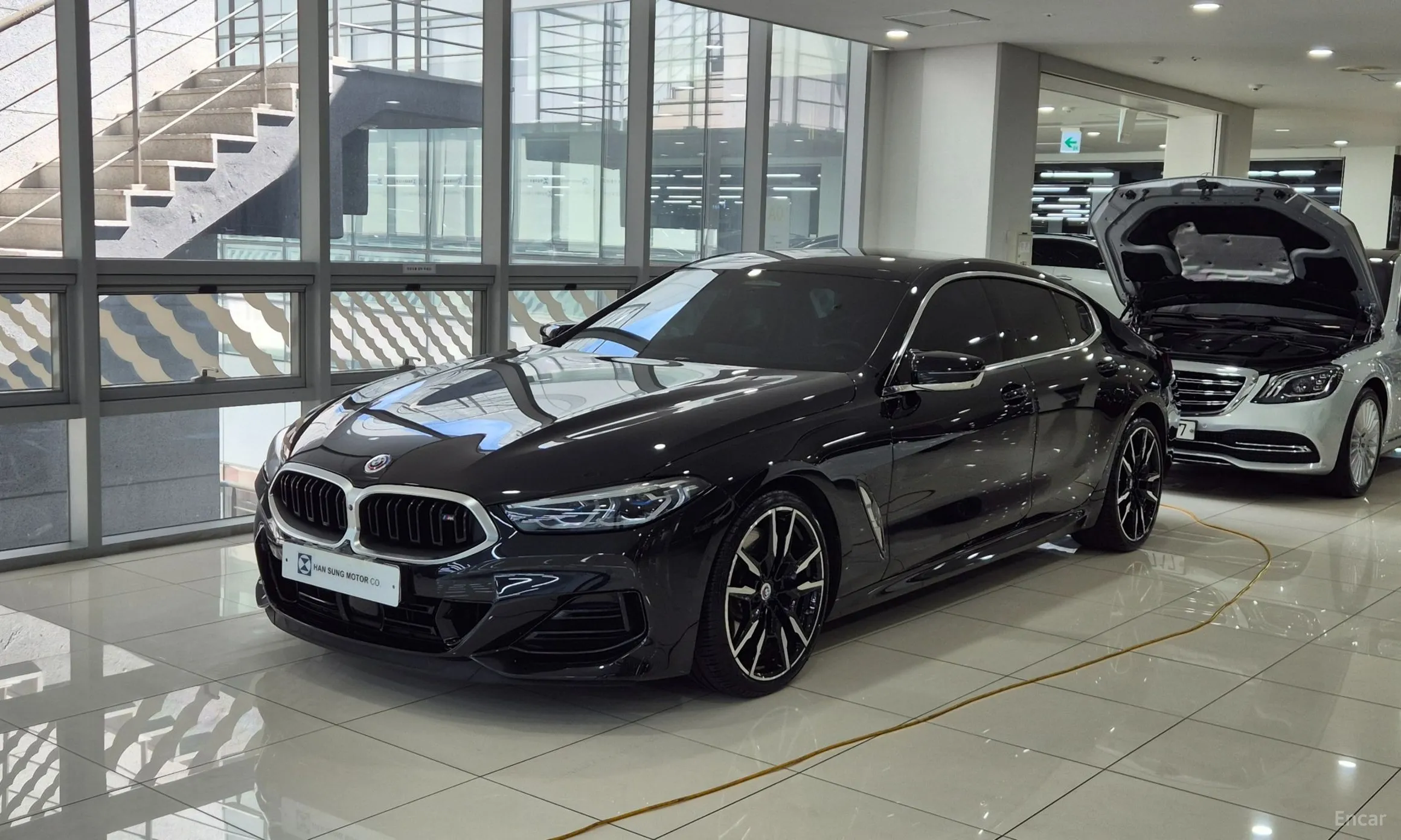 BMW 8-series (G15)