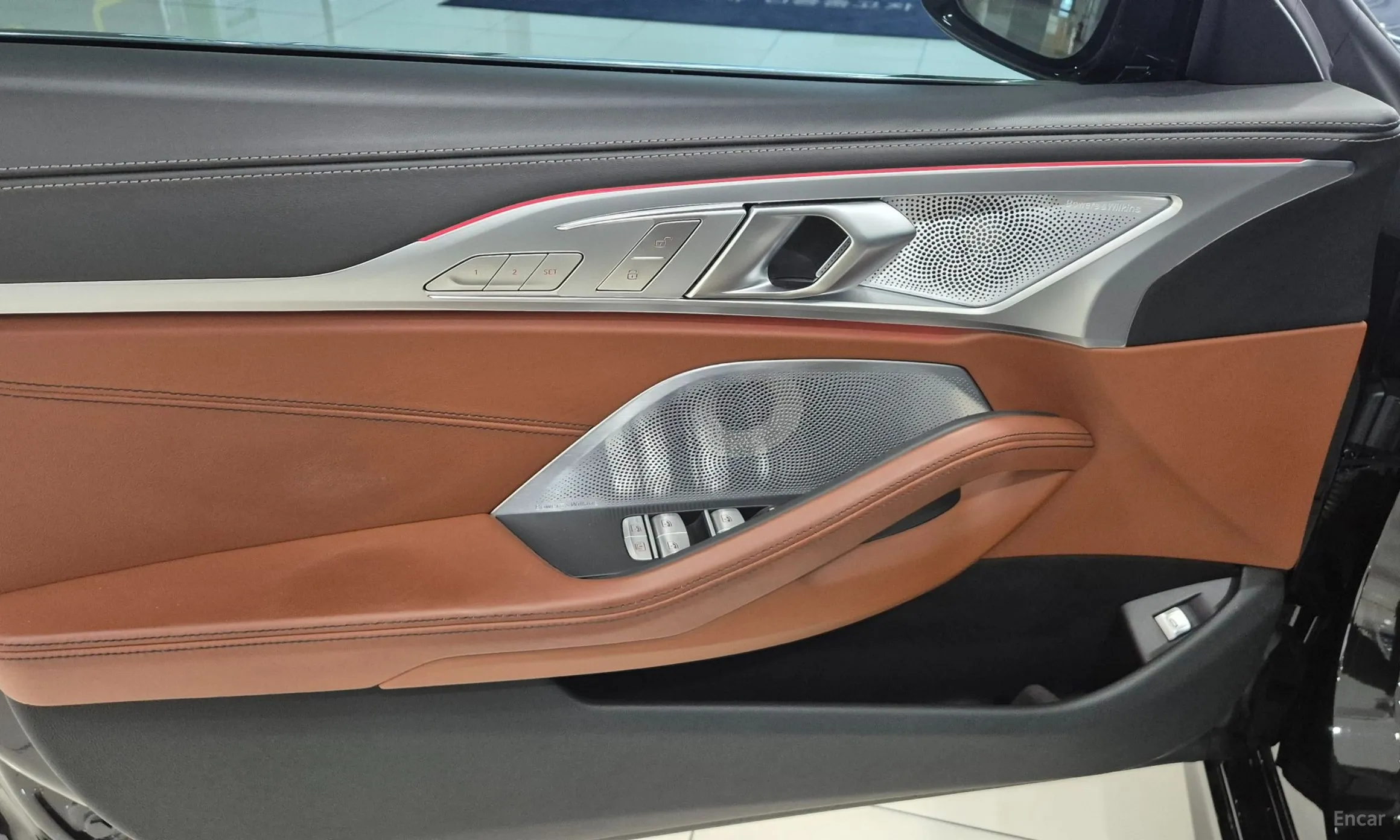 BMW 8-series (G15) превью 12