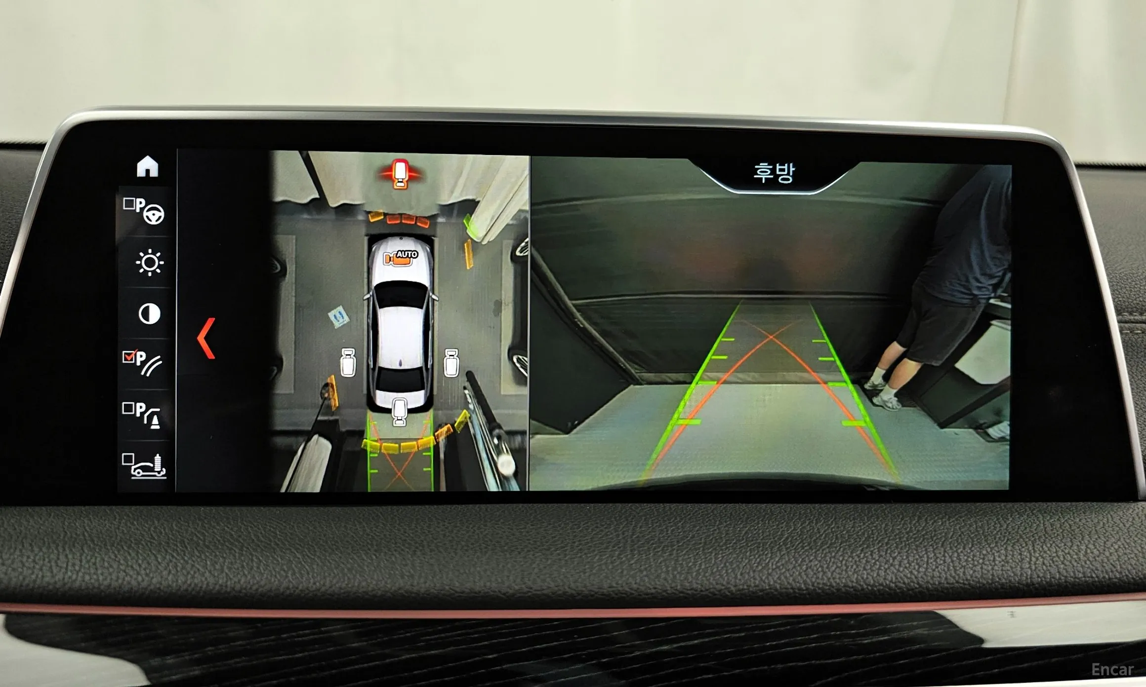 BMW 7 Series (G11) превью 15