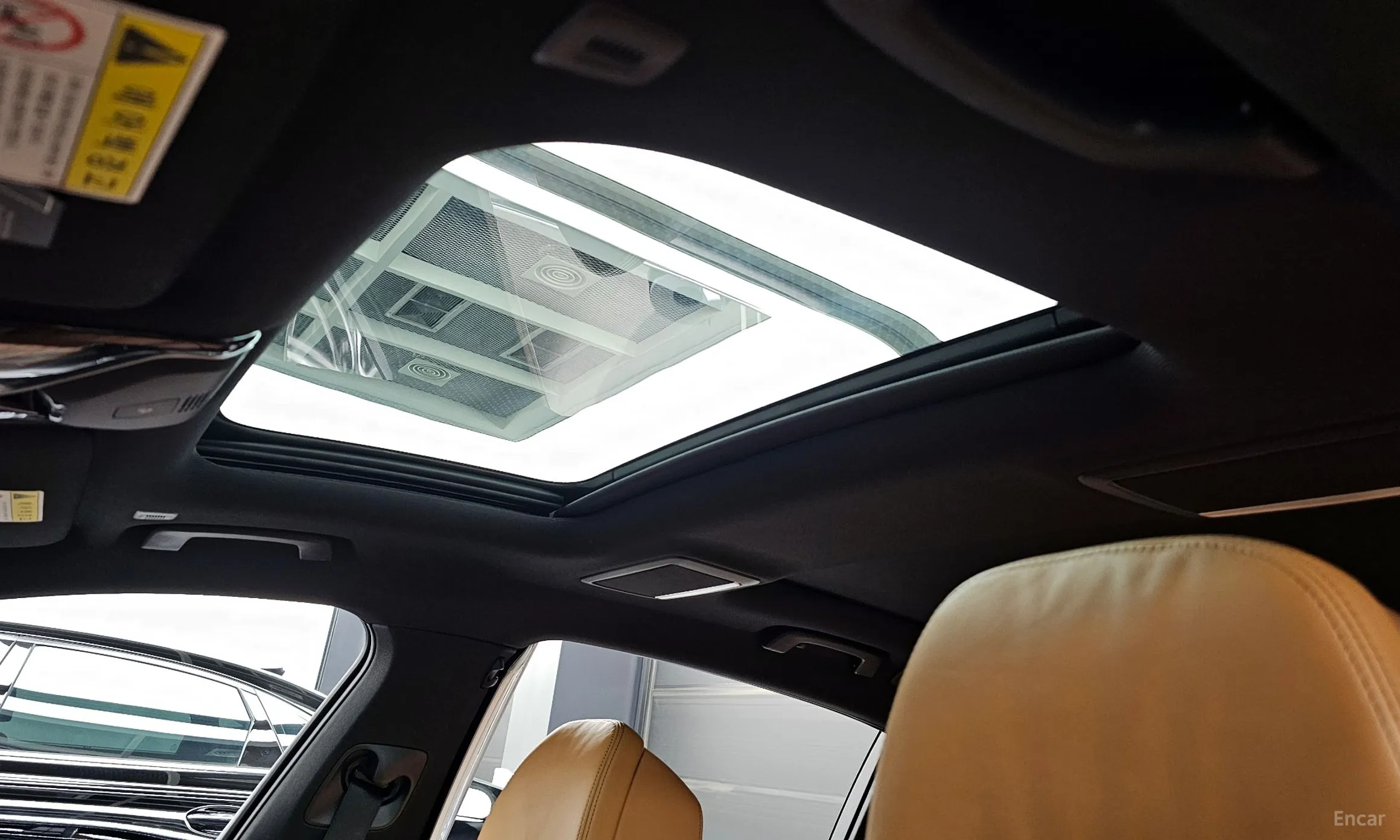 BMW 7 Series (G11) превью 19