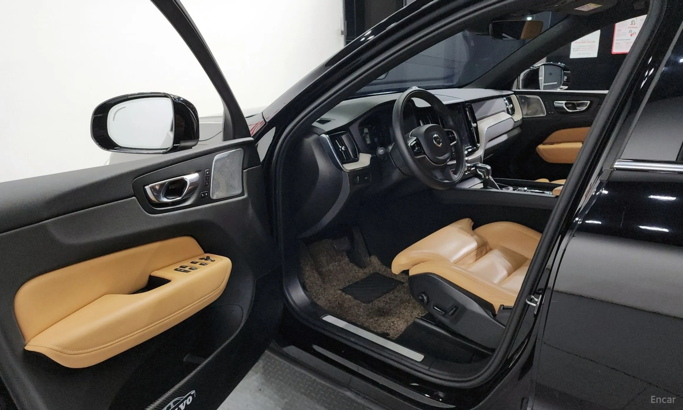 Volvo XC60 Gen 2 превью 10
