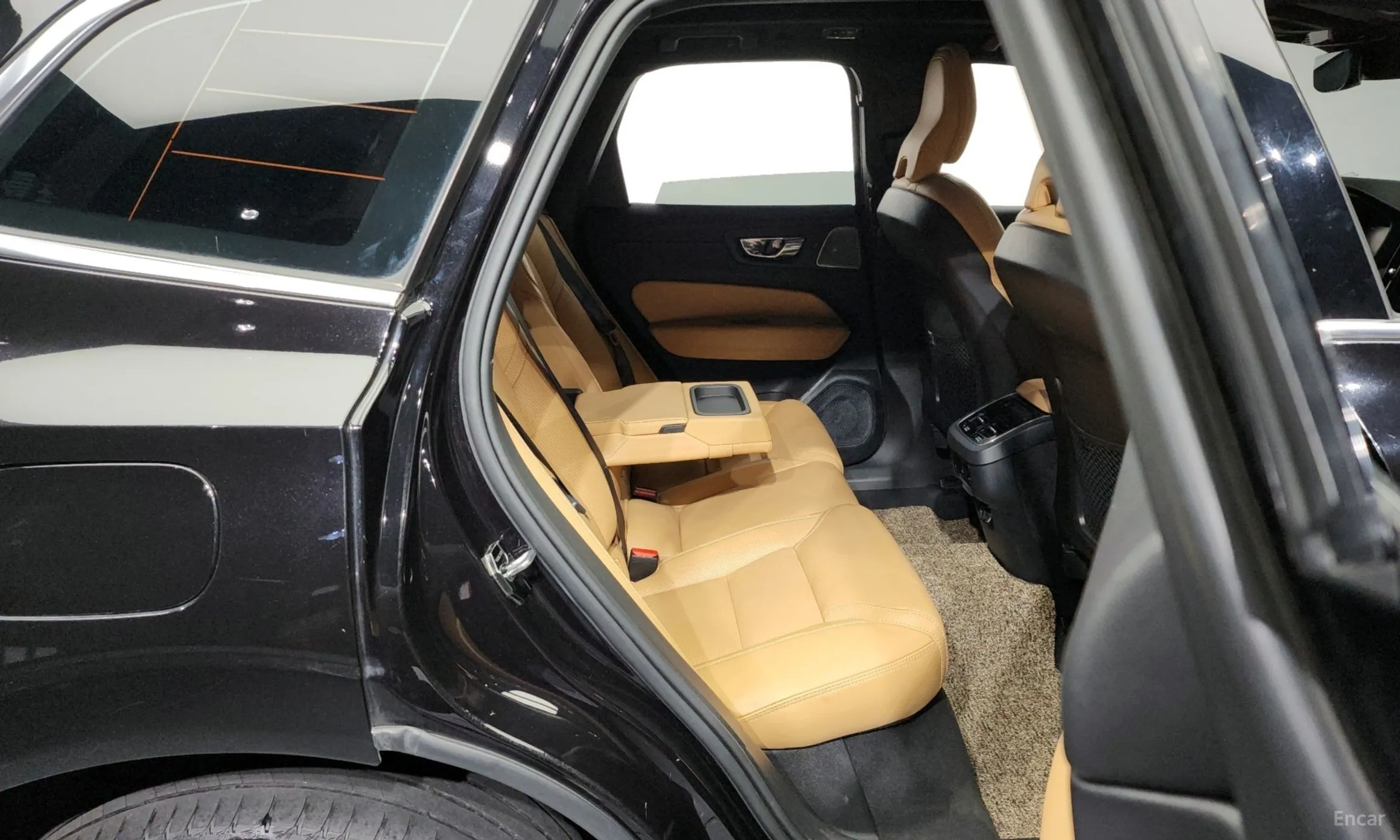 Volvo XC60 Gen 2 превью 12