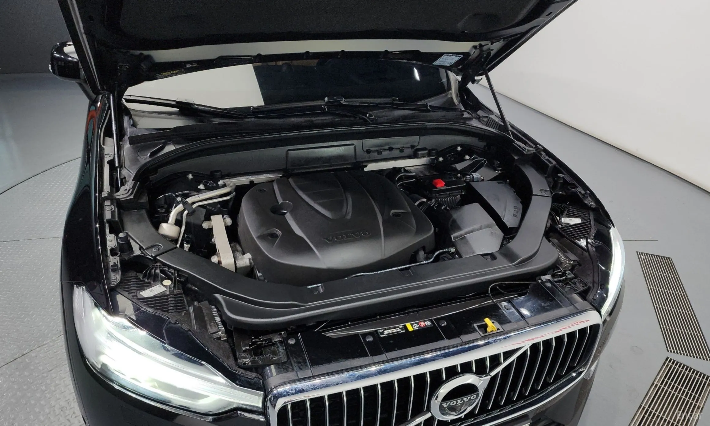 Volvo XC60 Gen 2 превью 6