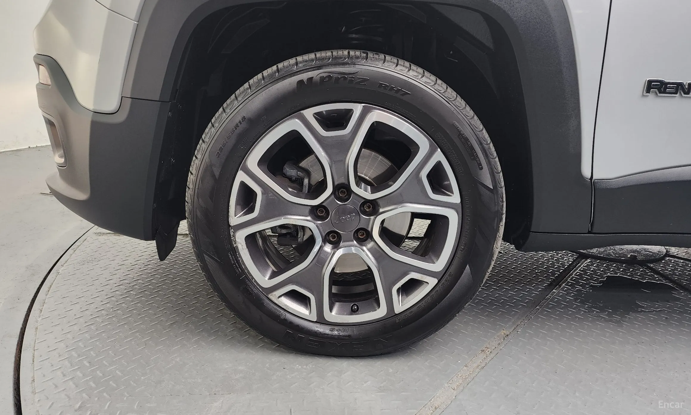 Jeep Renegade превью 5