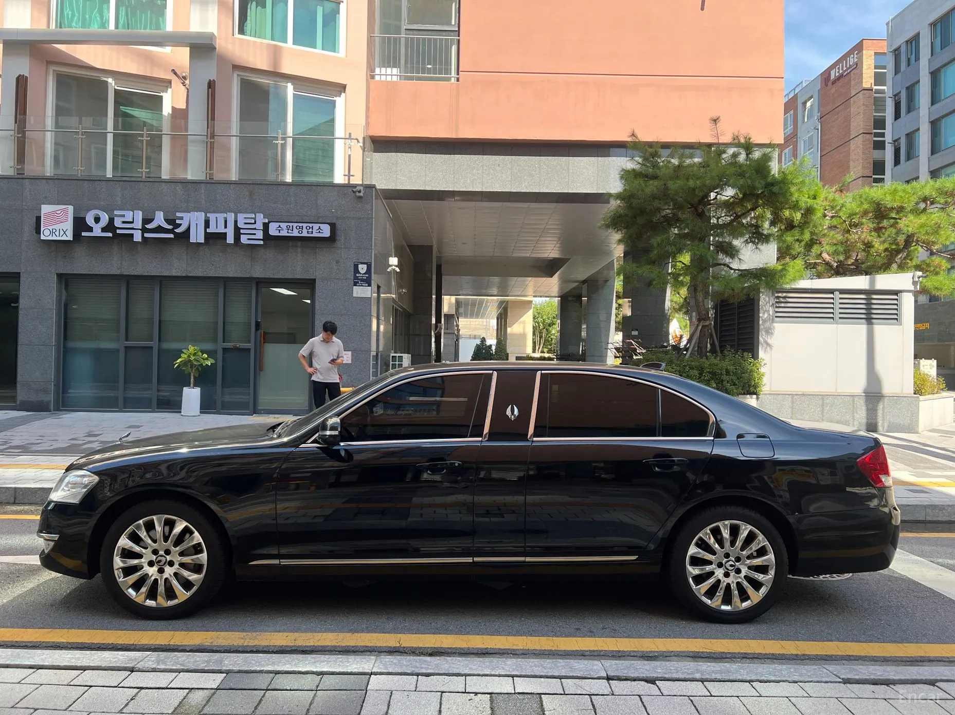 KG Mobility (SsangYong) Chairman W превью 5