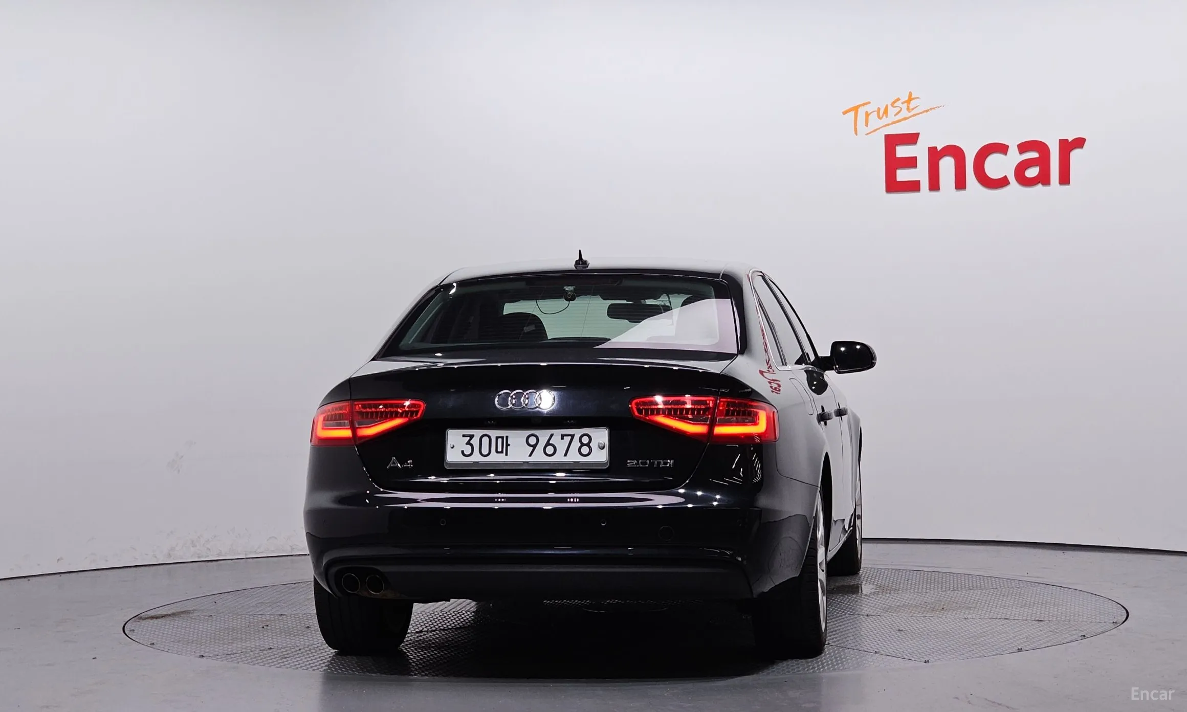Audi New A4 превью 4