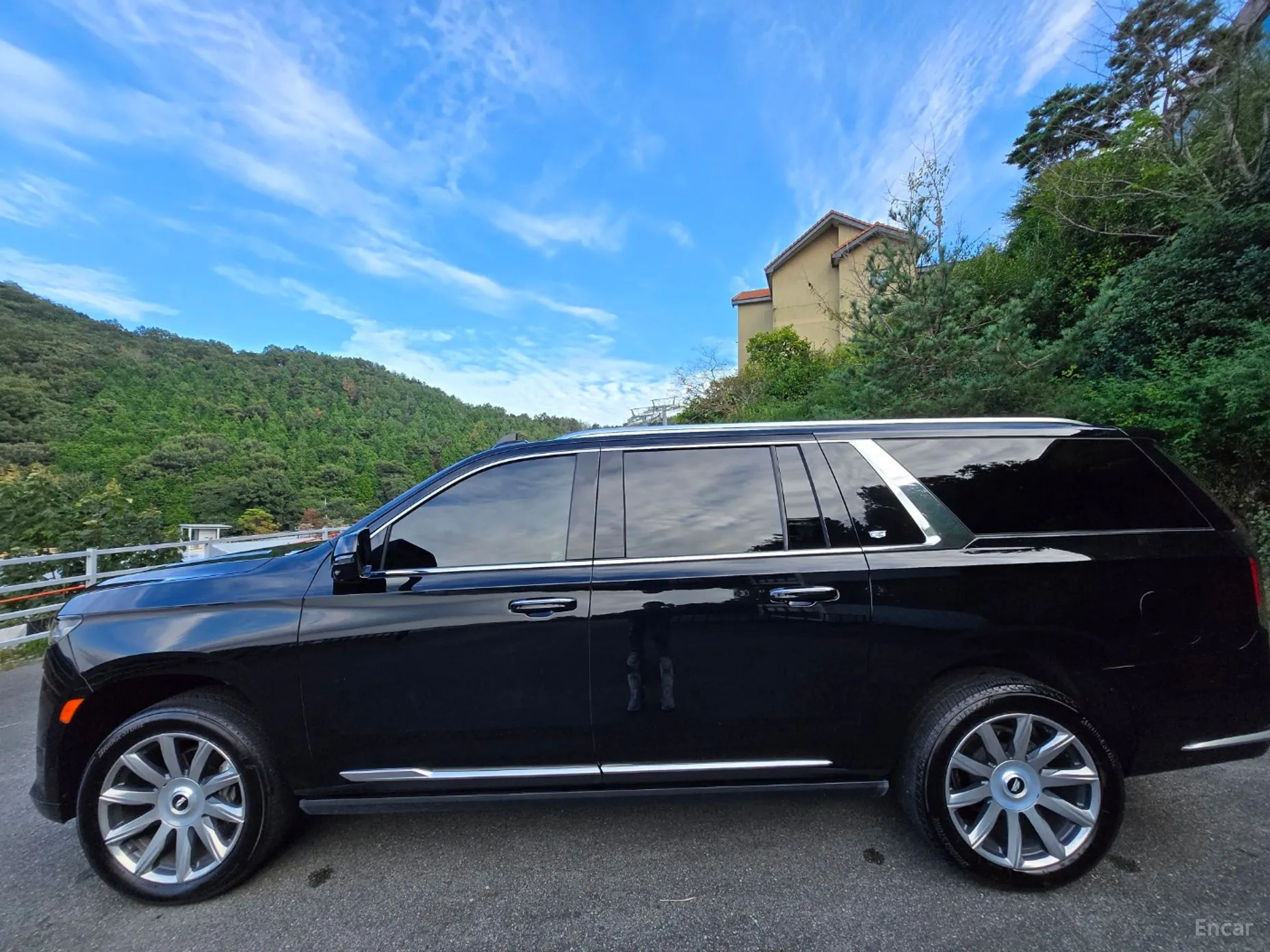 Cadillac Escalade 5th Generation превью 4