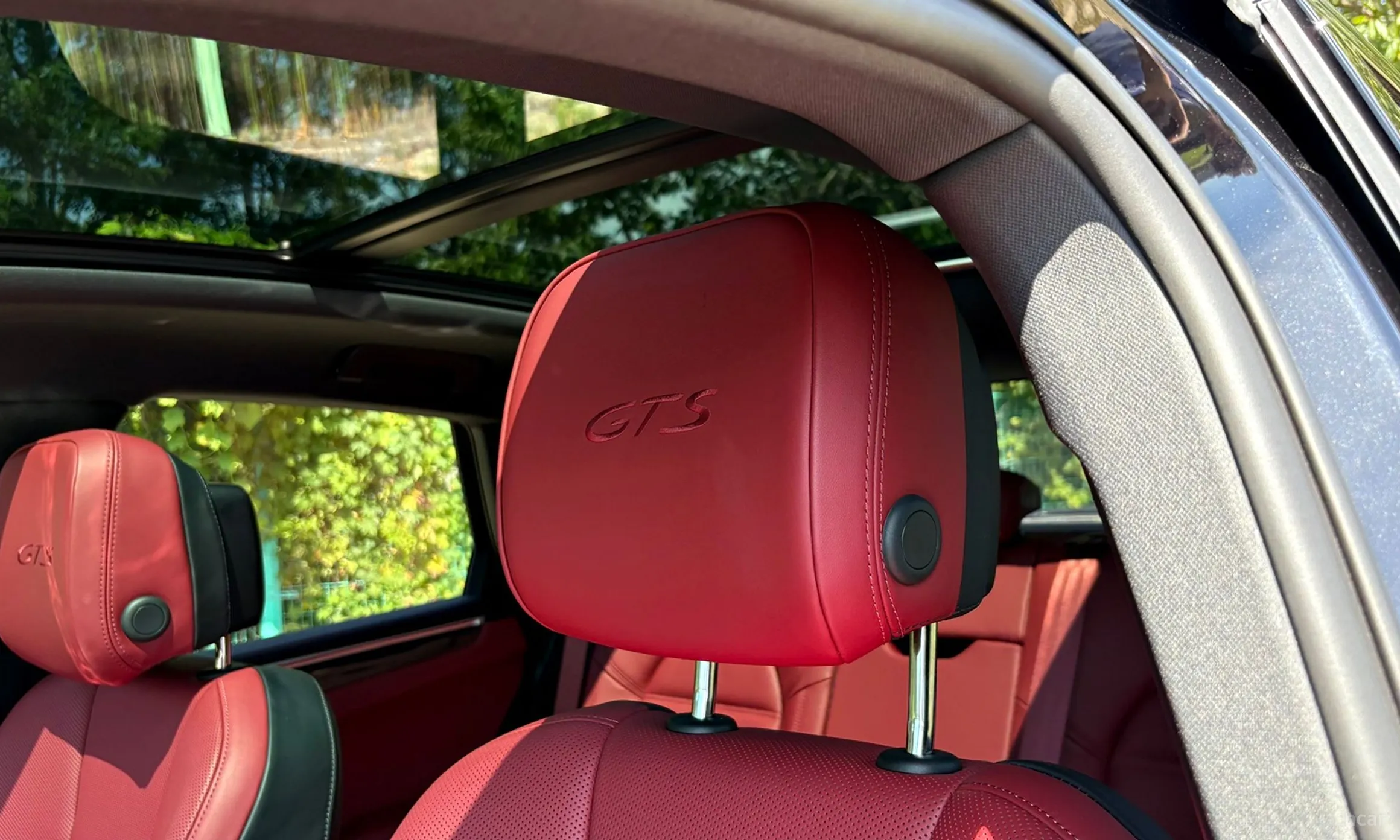 Porsche Macan превью 13