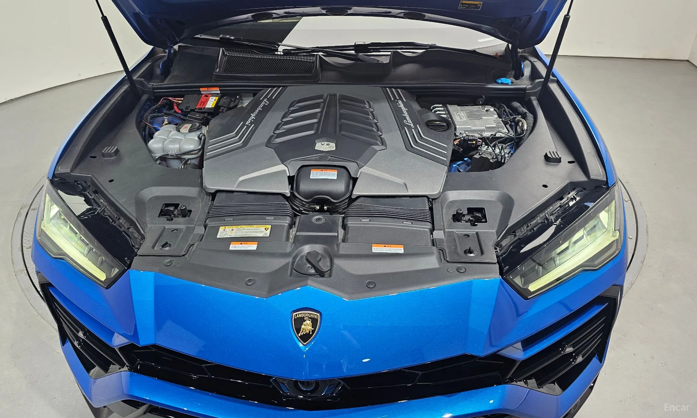 Lamborghini Urus превью 6