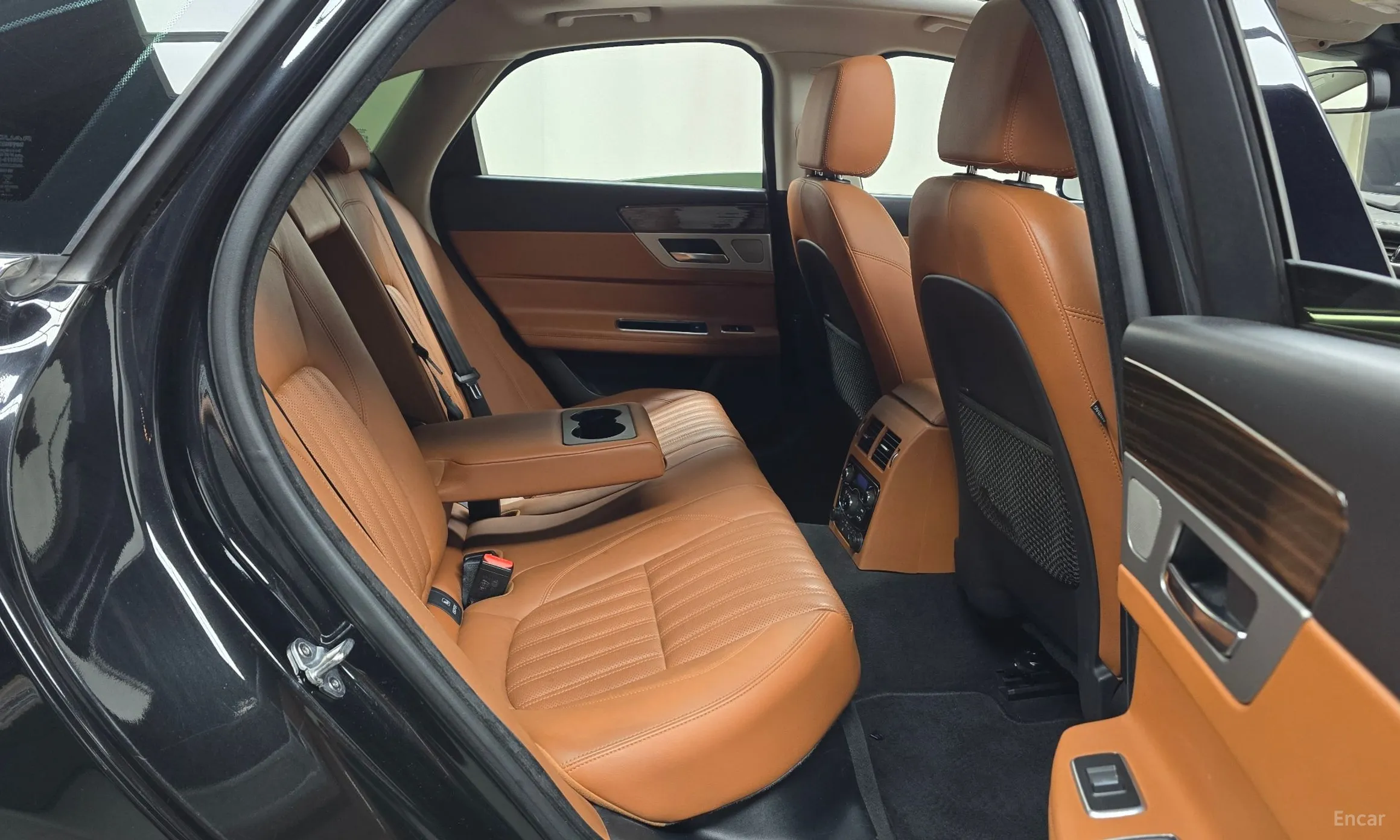 Jaguar XF (x260) превью 12