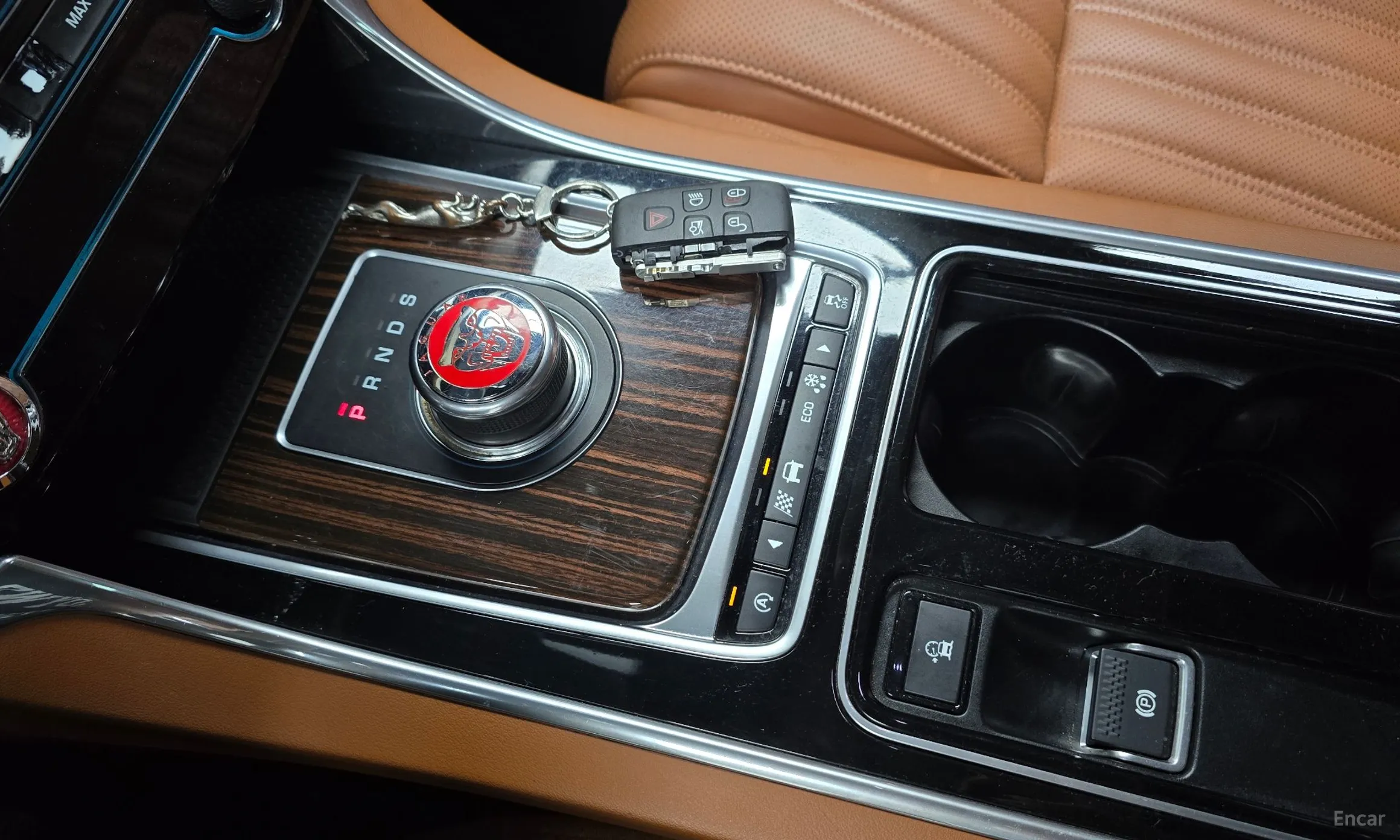 Jaguar XF (x260) превью 9