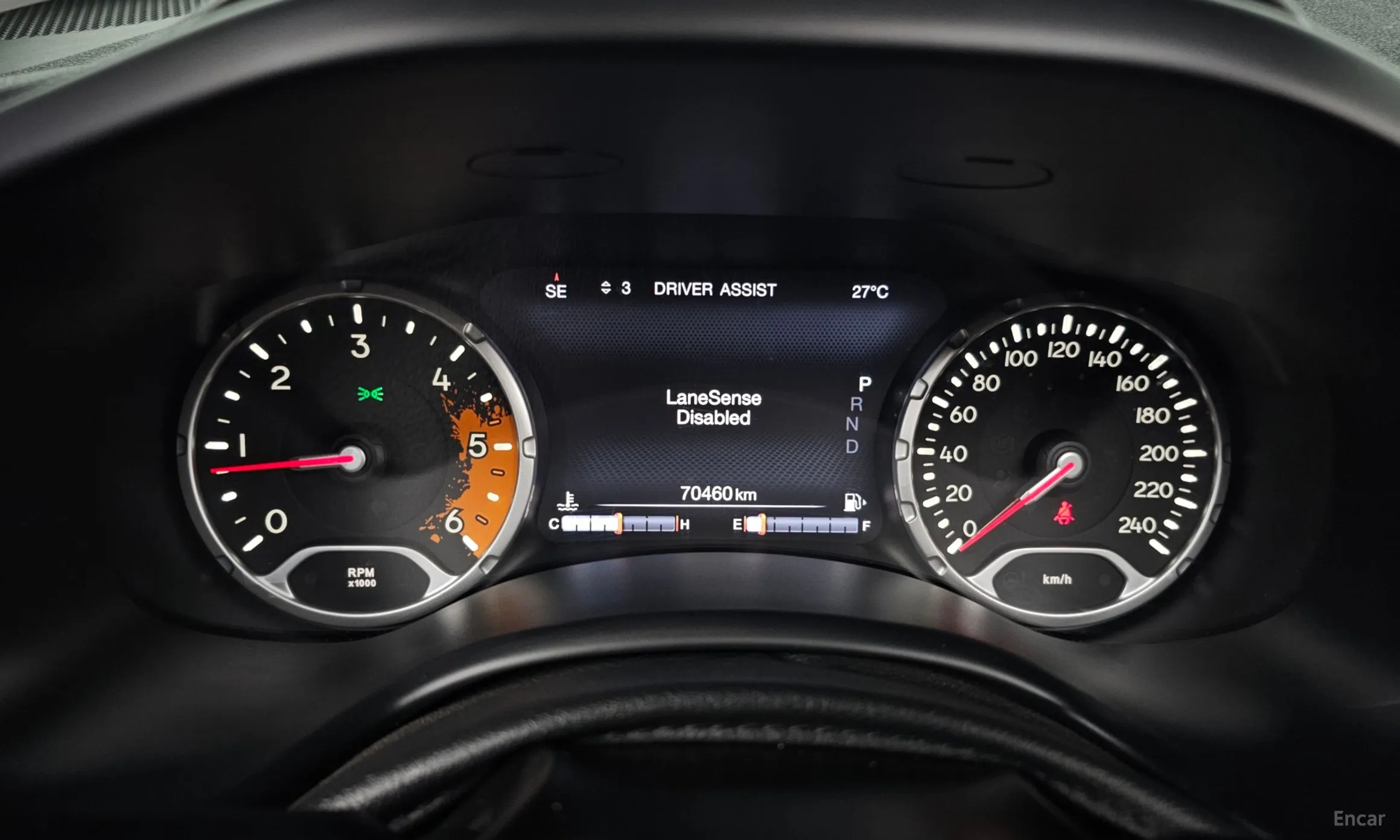 Jeep Renegade превью 8