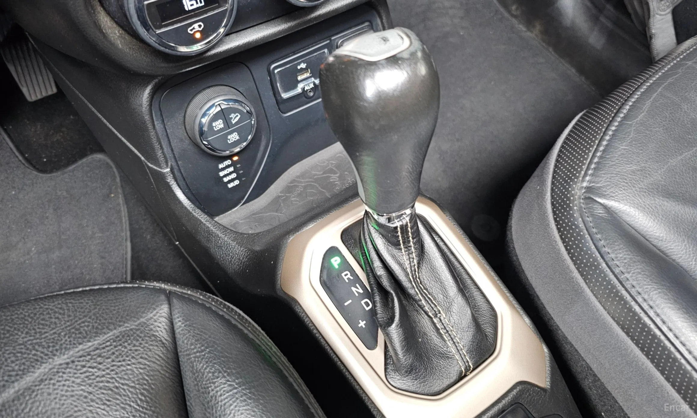Jeep Renegade превью 9