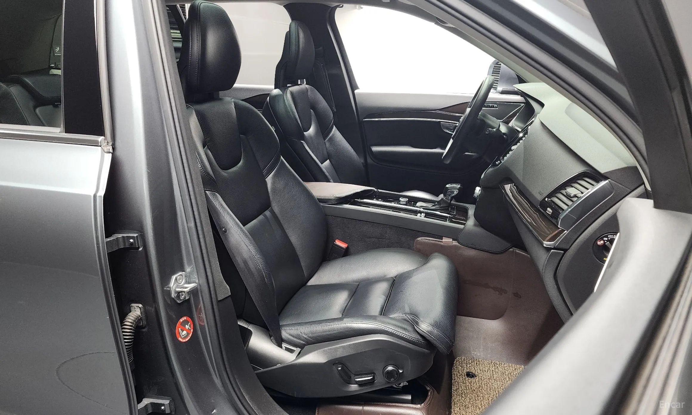 Volvo XC90 Gen 2 превью 11
