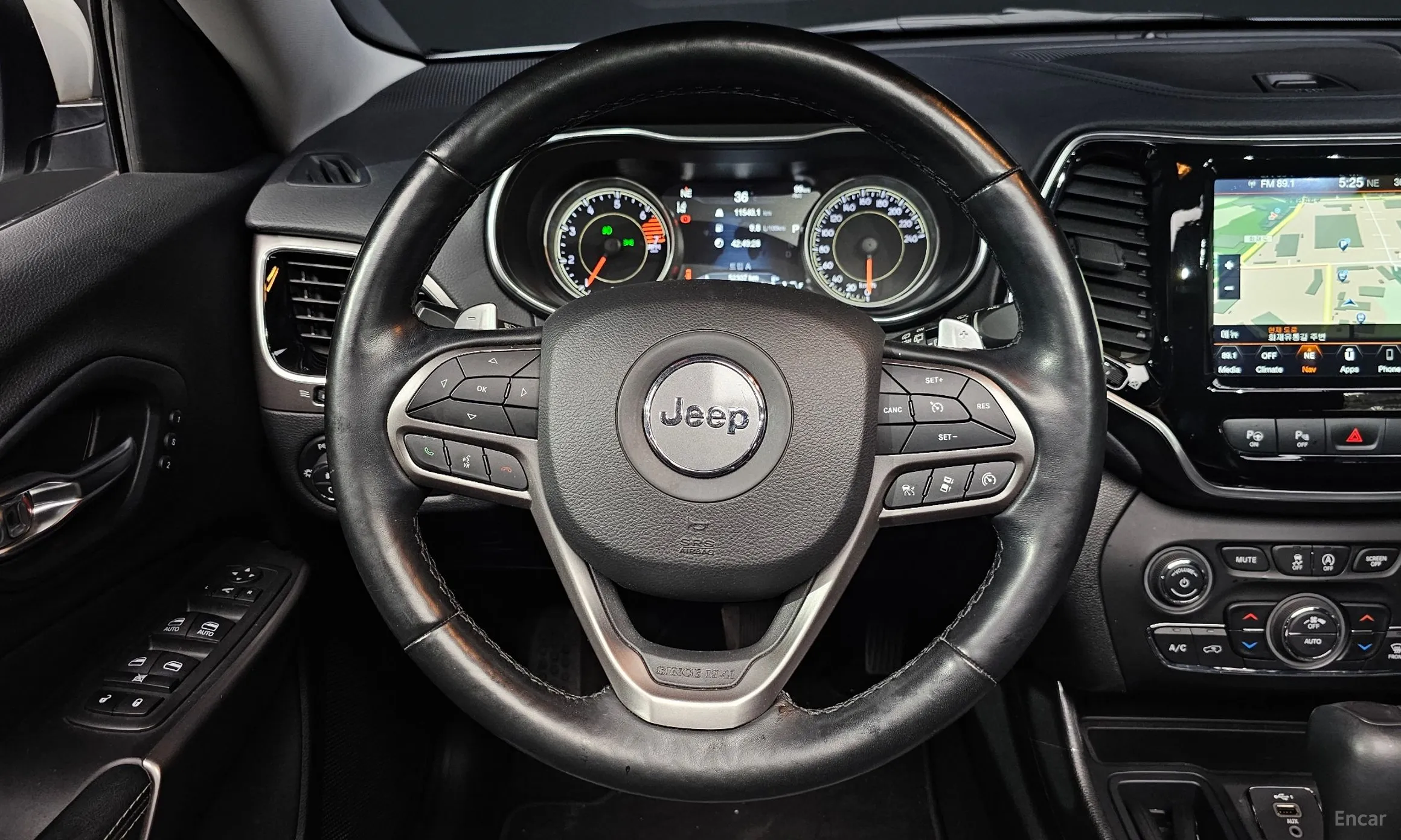 Jeep Cherokee (KL) превью 13