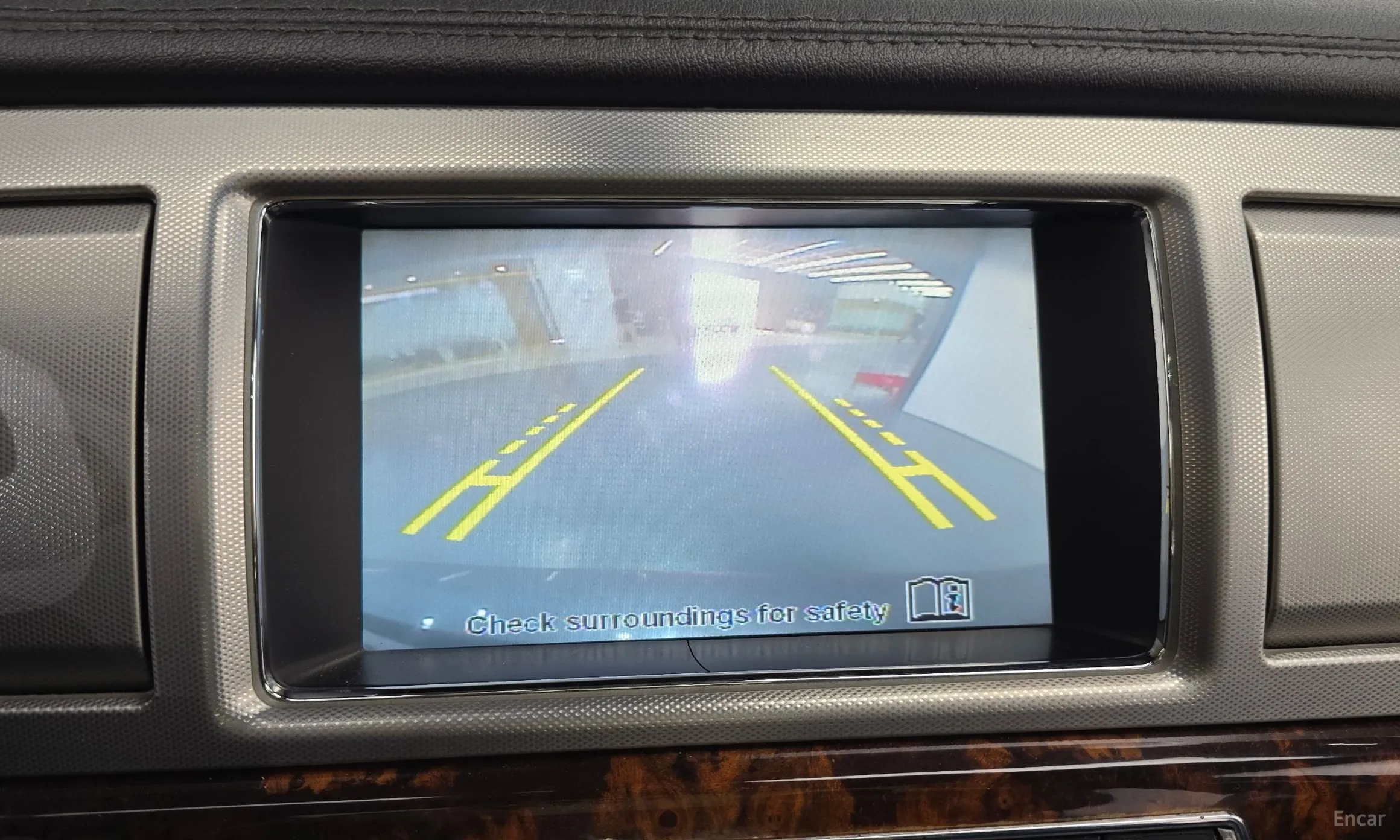 Jaguar New XF превью 16