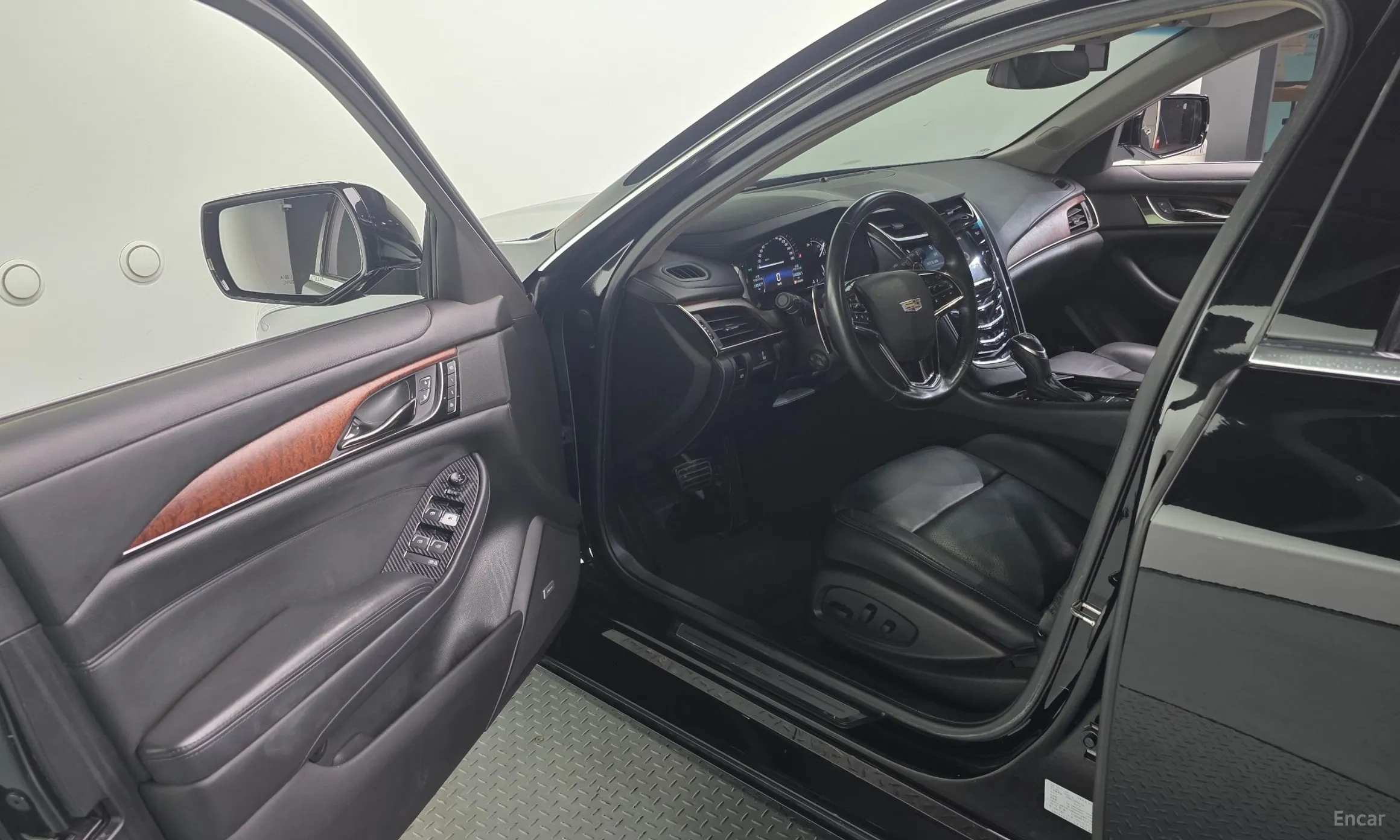 Cadillac CTS Gen 3 превью 10