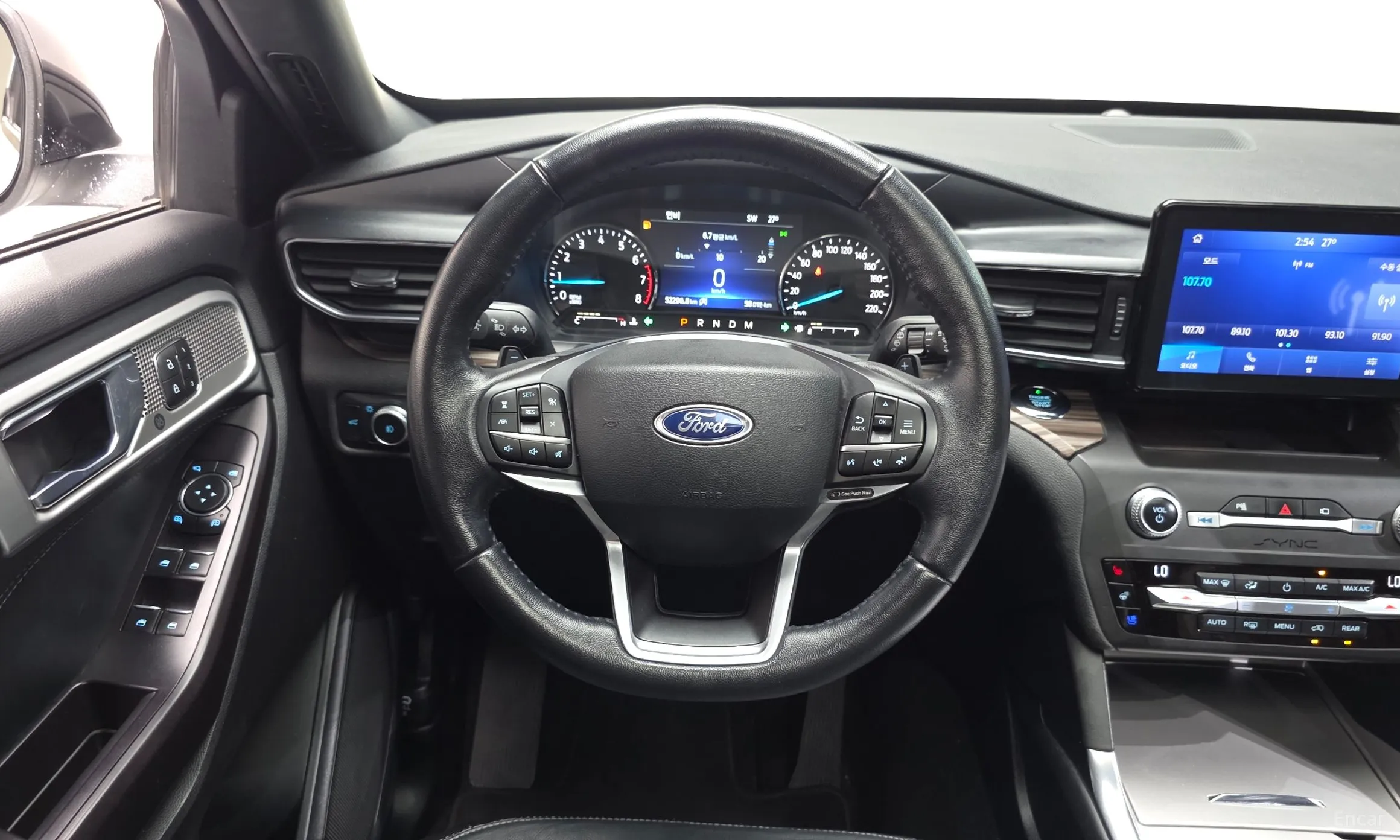 Ford Explorer 6th Generation превью 13