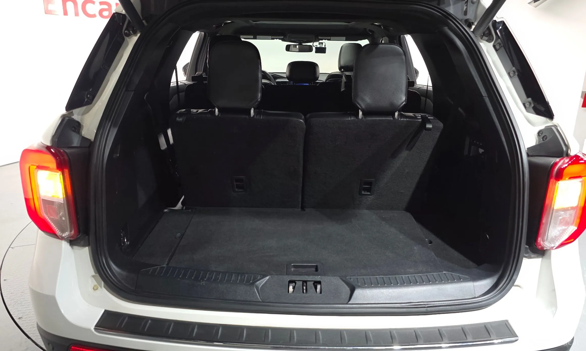 Ford Explorer 6th Generation превью 20