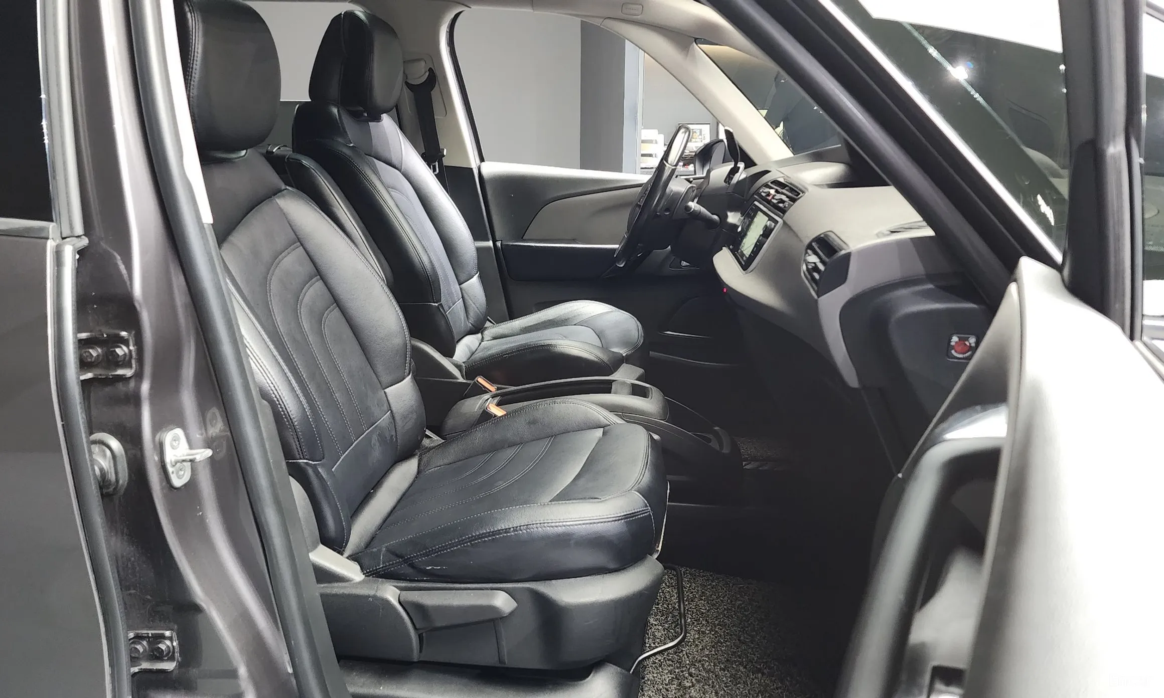 Citroën/DS Grand C4 Picasso превью 11
