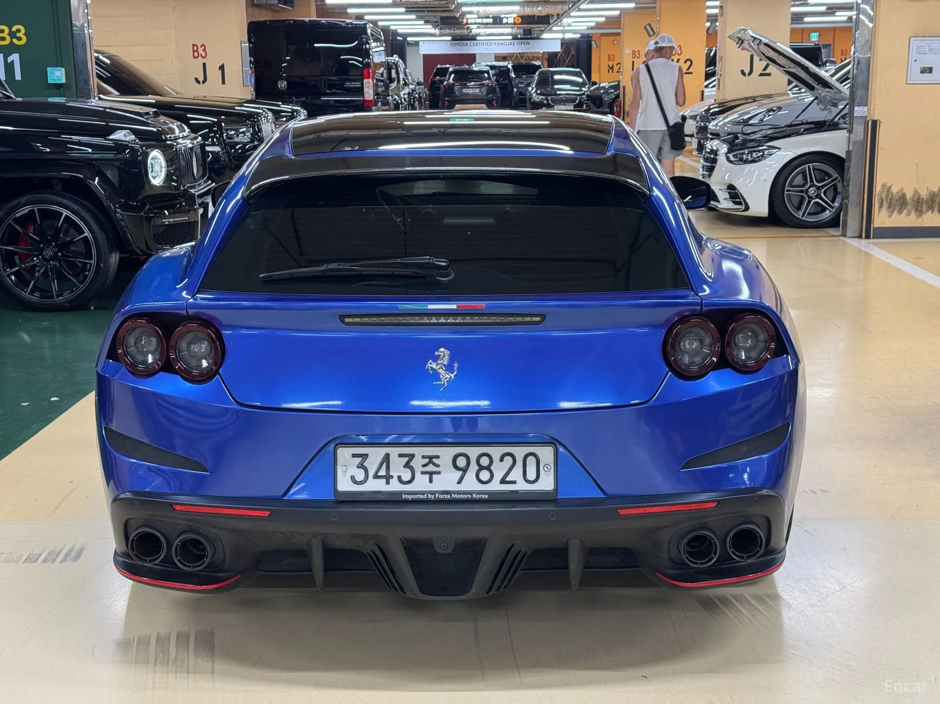 Ferrari GTC4 Rousseau