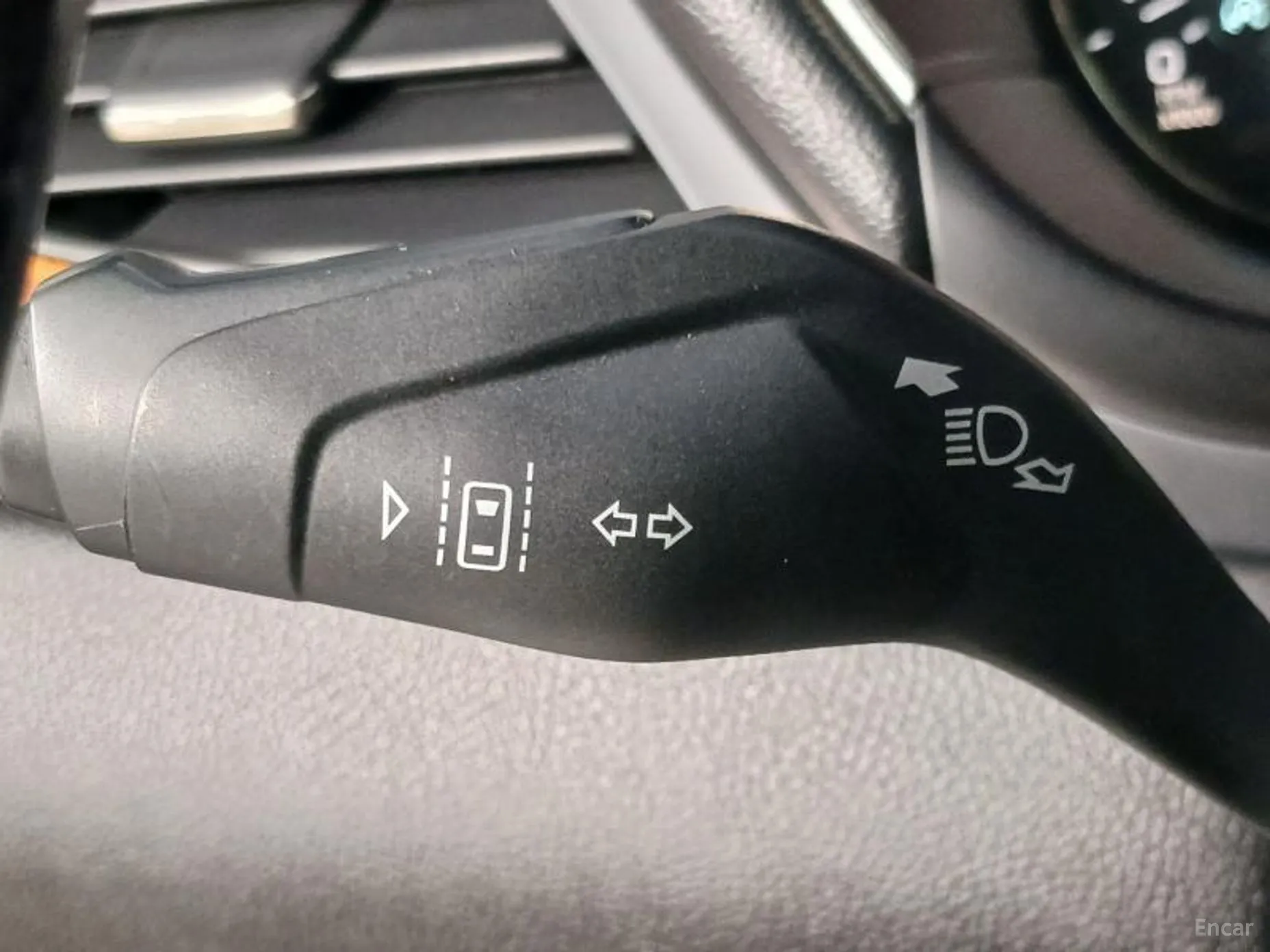 Lincoln MKC превью 13
