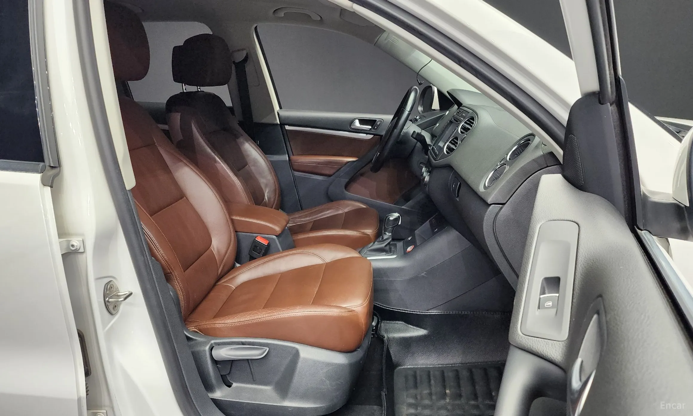 Volkswagen New Tiguan превью 11