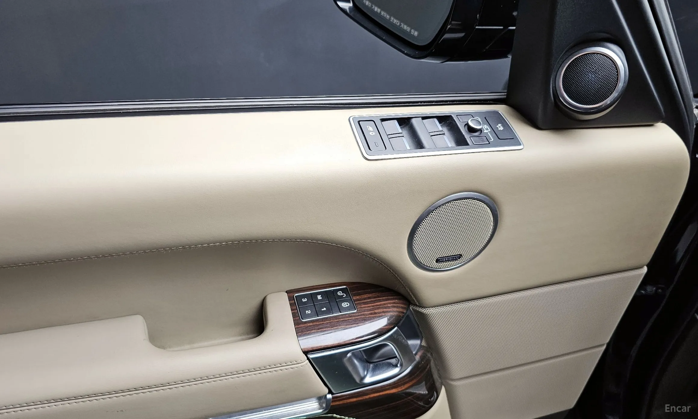 Land Rover Range Rover 4th Generation превью 16