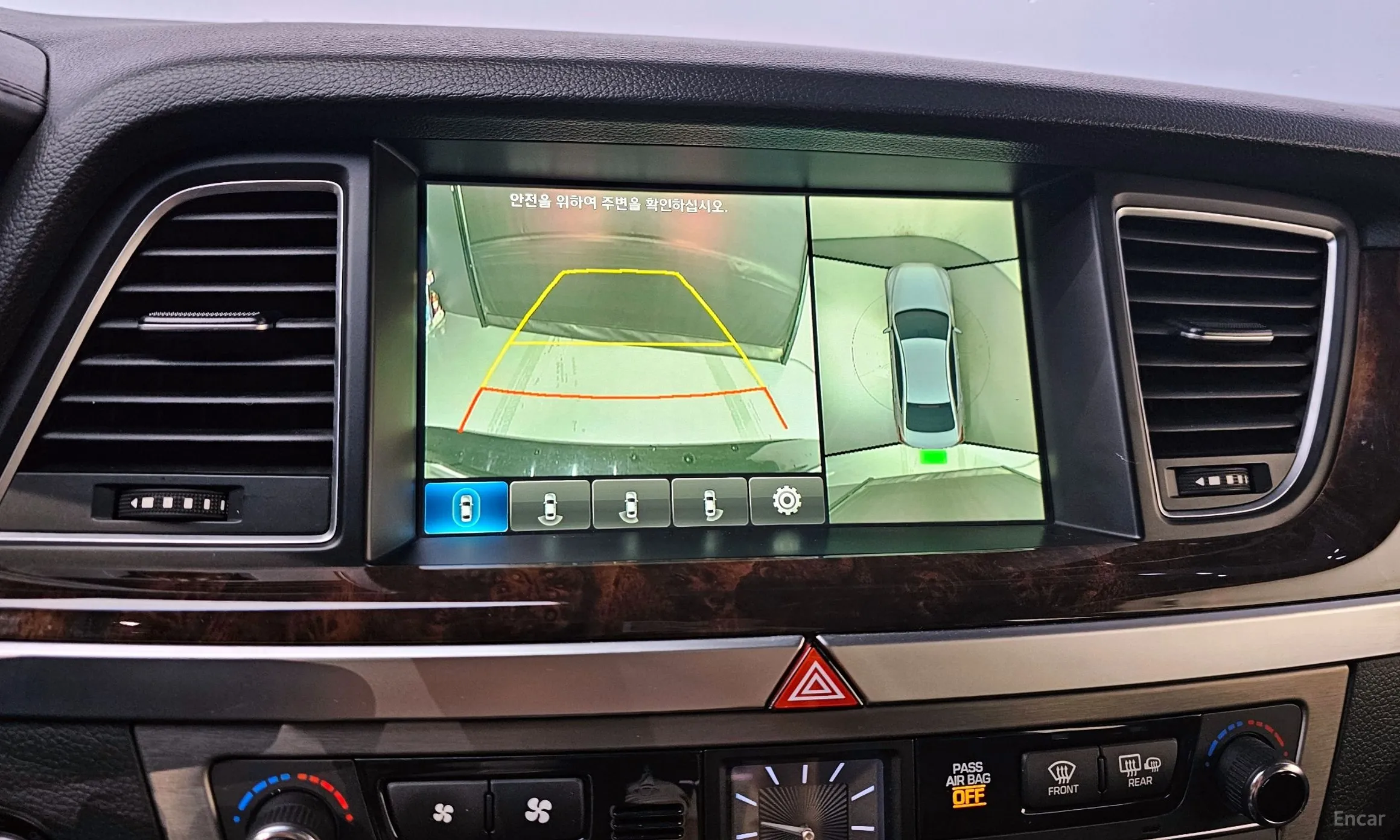Hyundai Genesis DH превью 16
