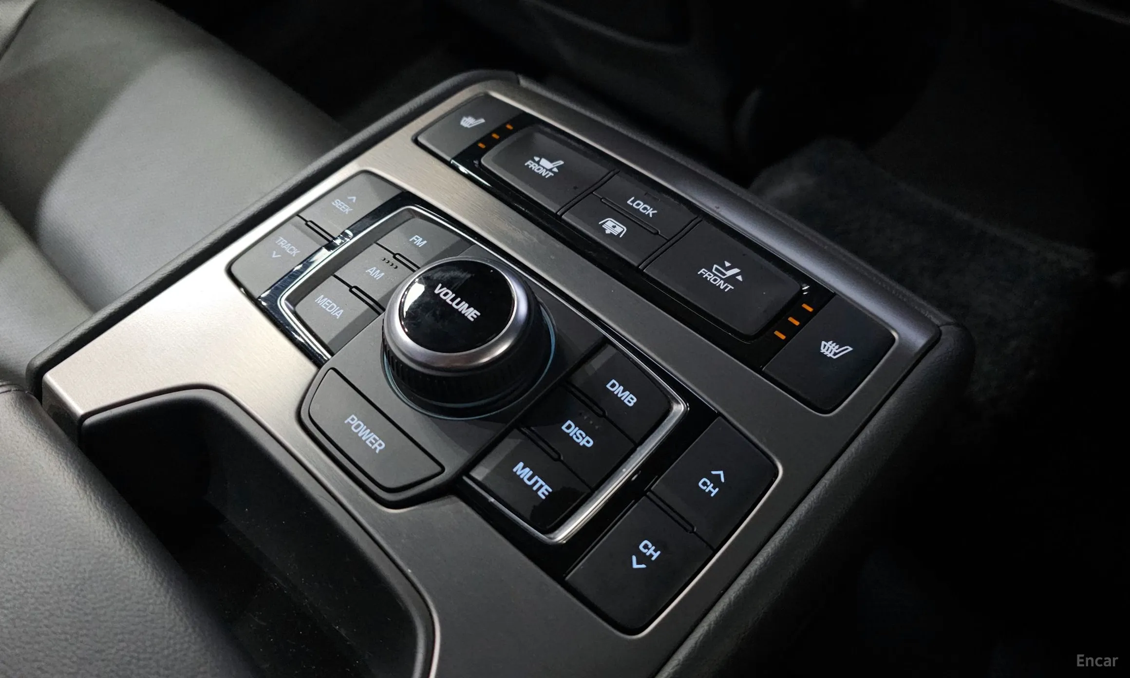 Hyundai Genesis DH превью 18