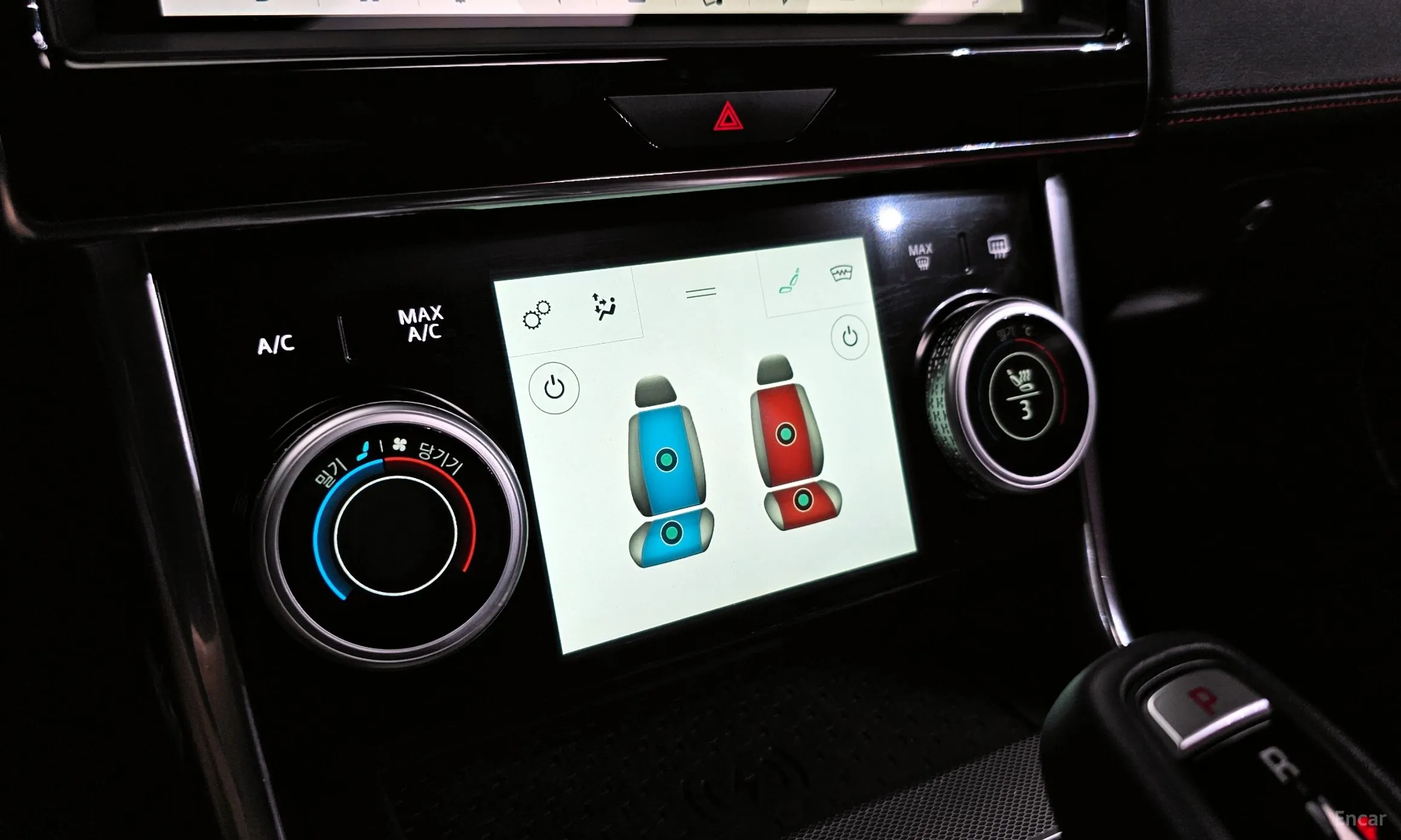Jaguar XE превью 16