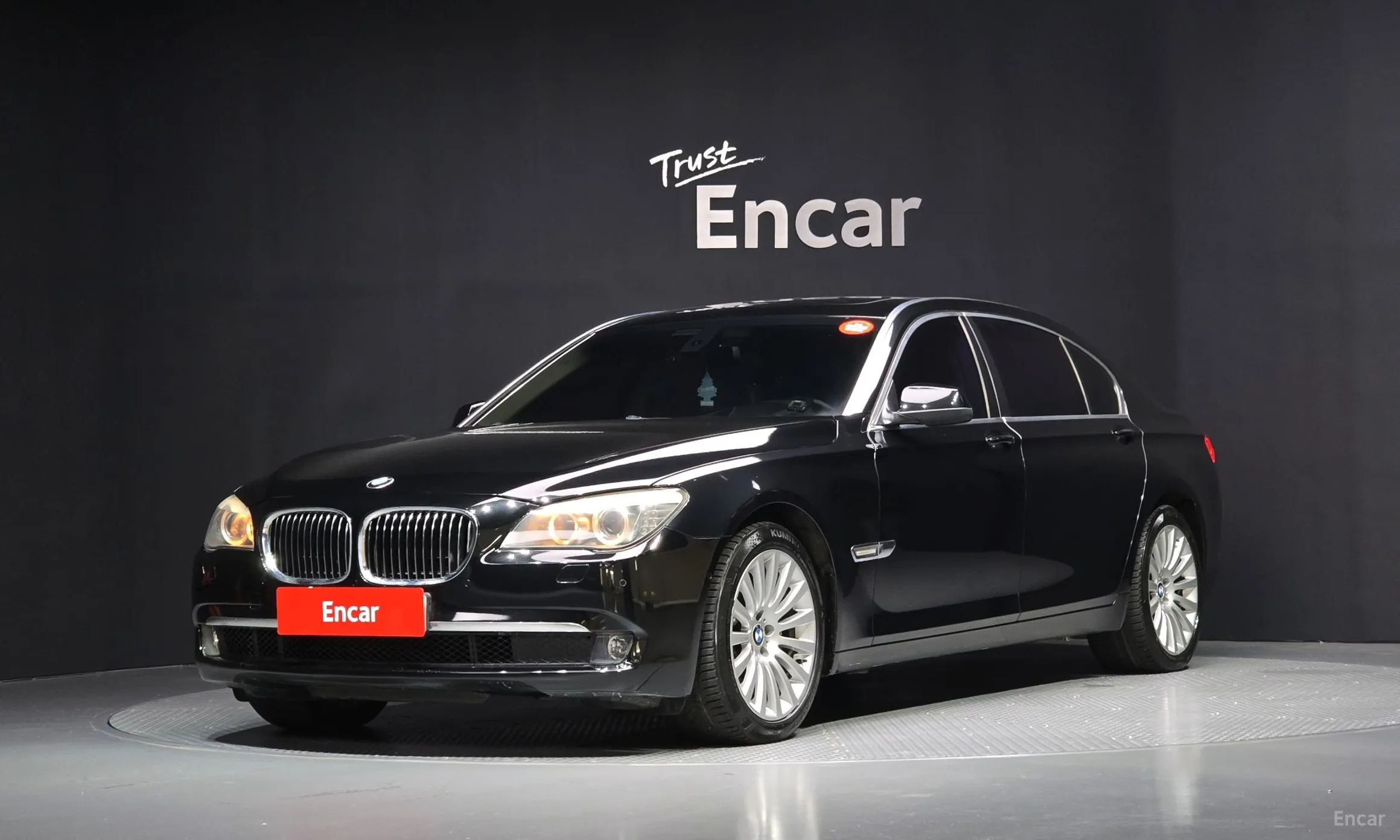 BMW 7 Series (F01)
