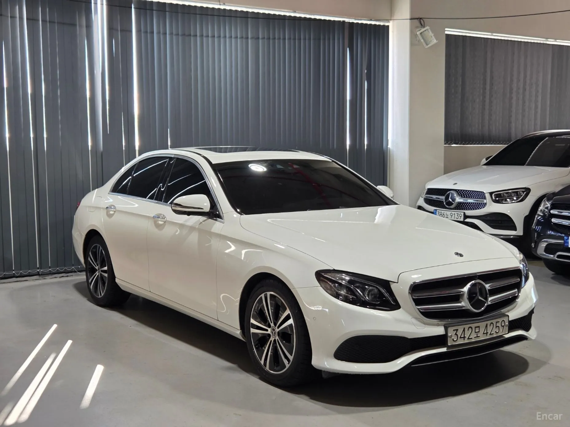 Mercedes Benz E-Class W213 превью 3
