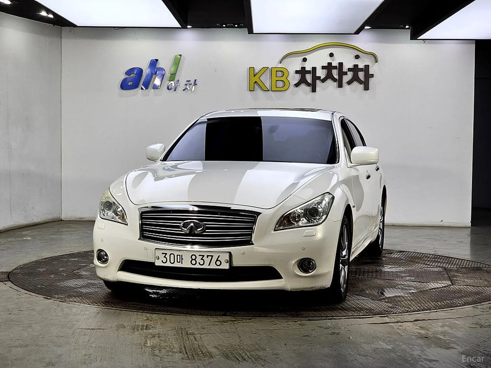 Infiniti M37 превью 4