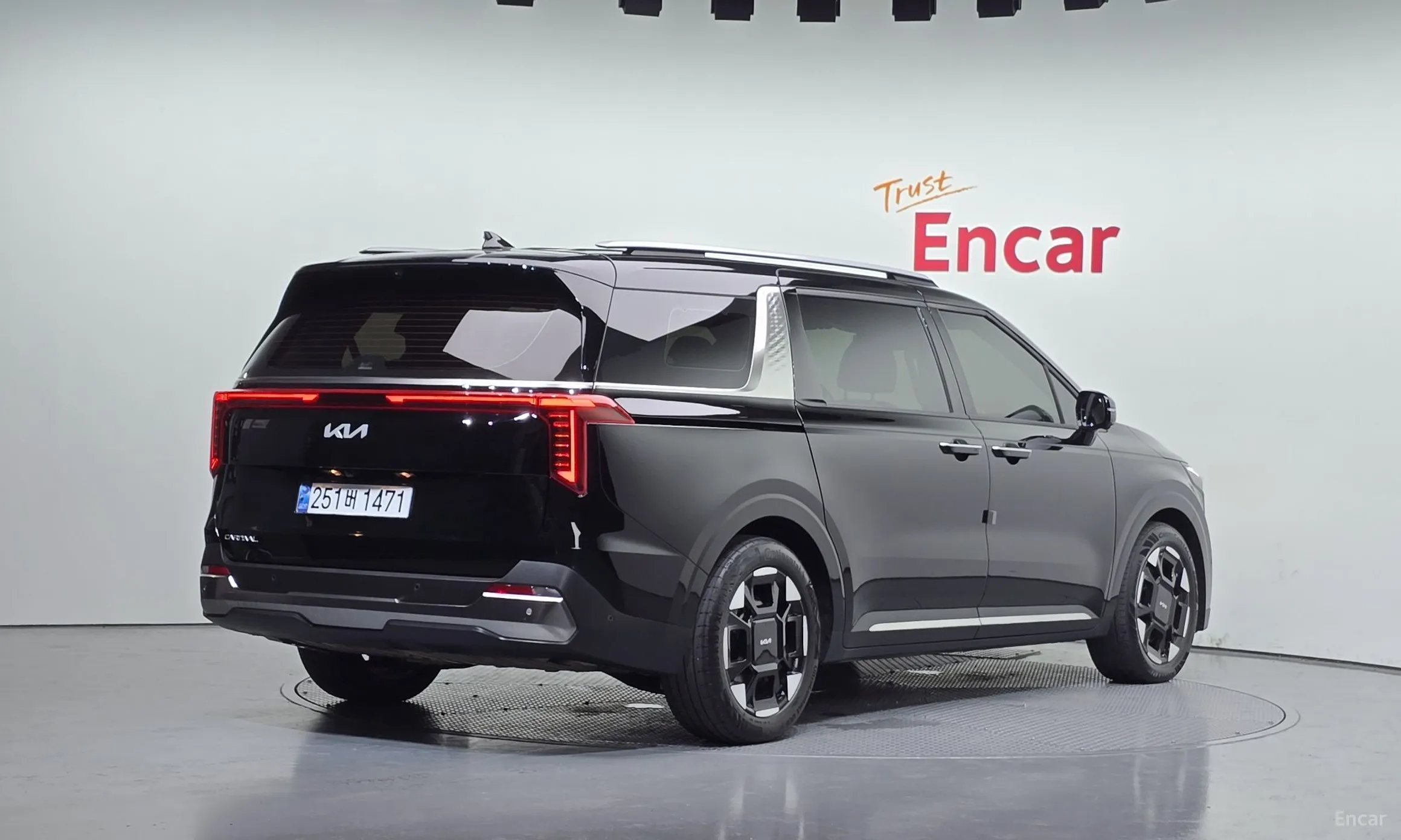 Kia Carnival 4th Generation превью 2
