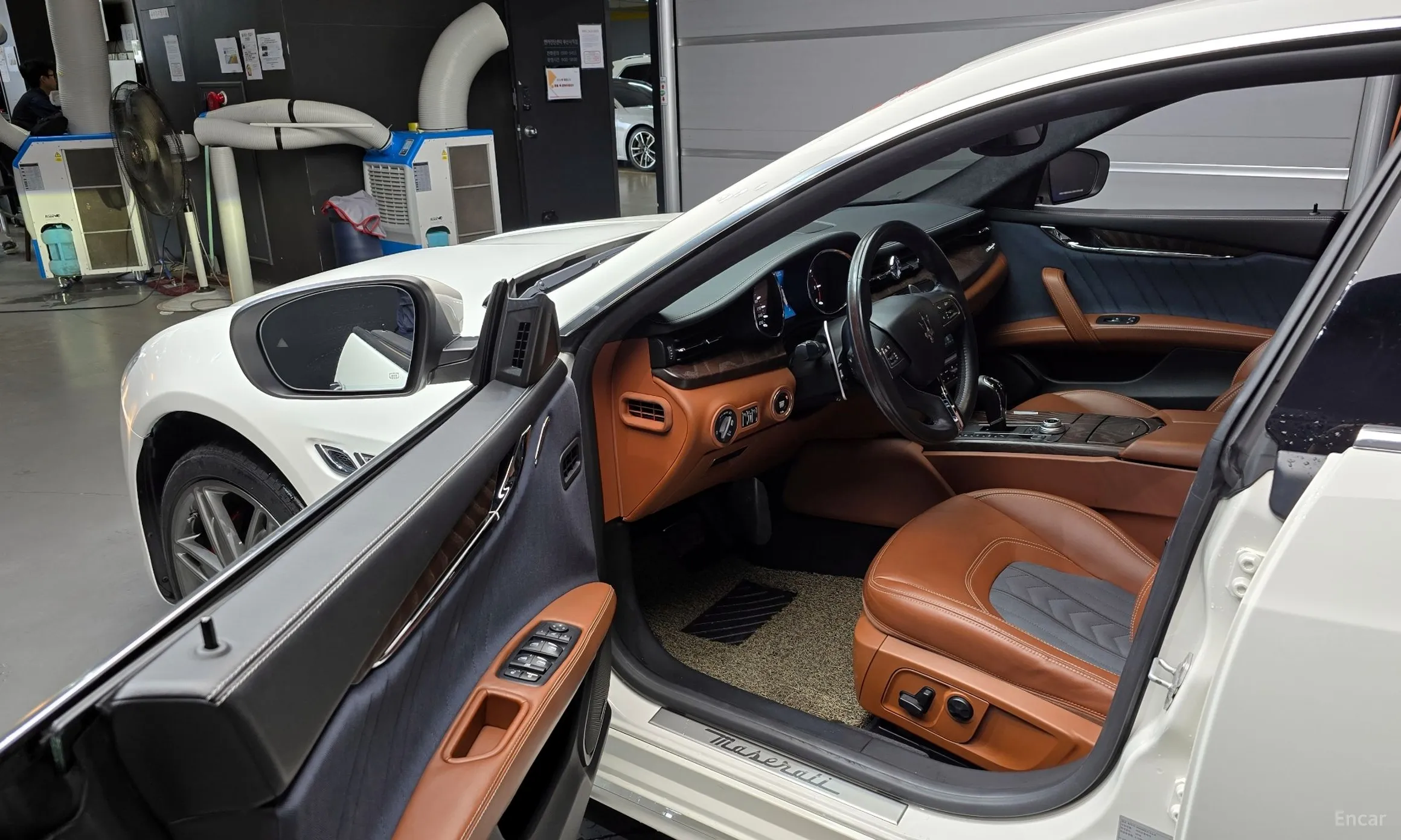 Maserati Quattroporte превью 11