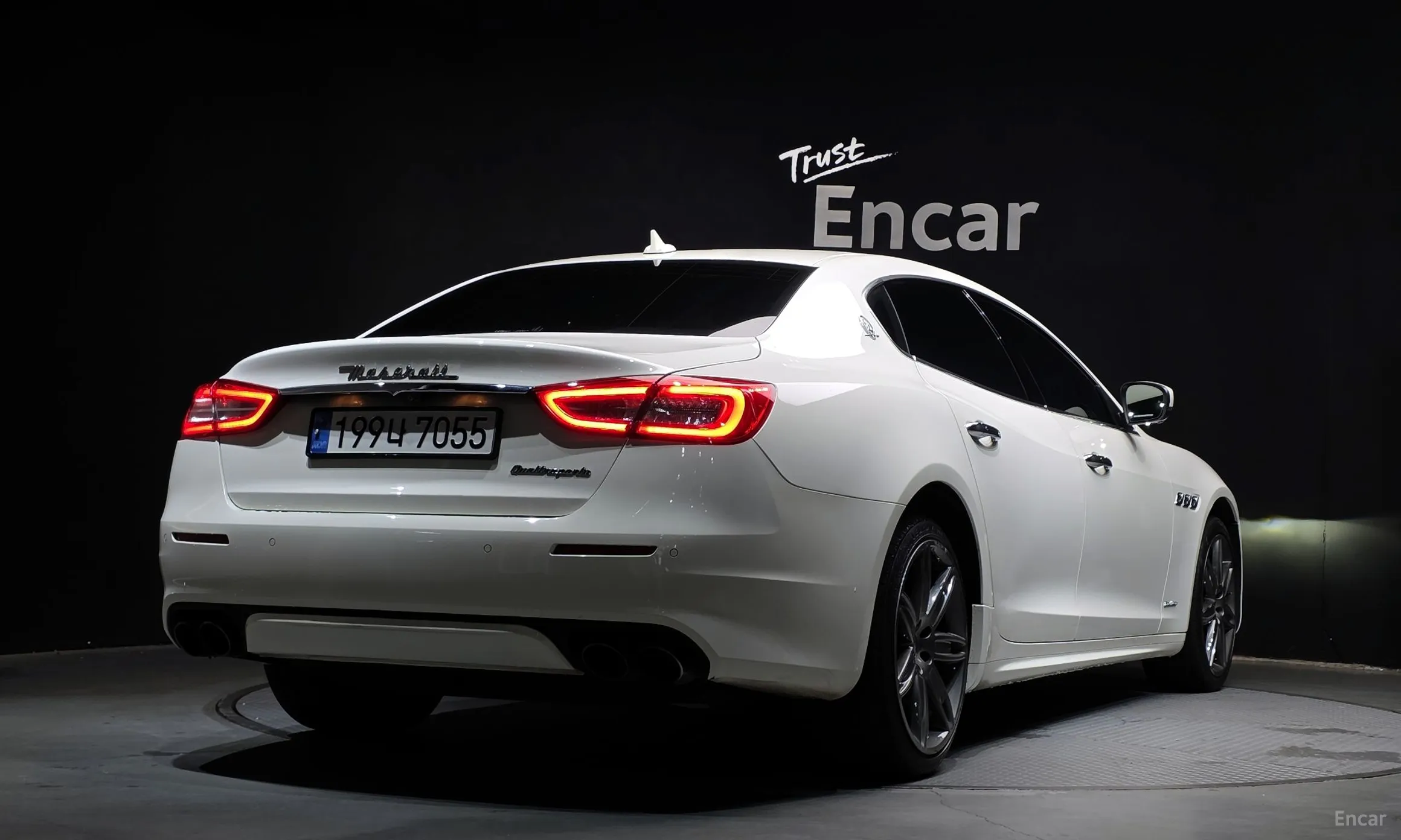 Maserati Quattroporte превью 2